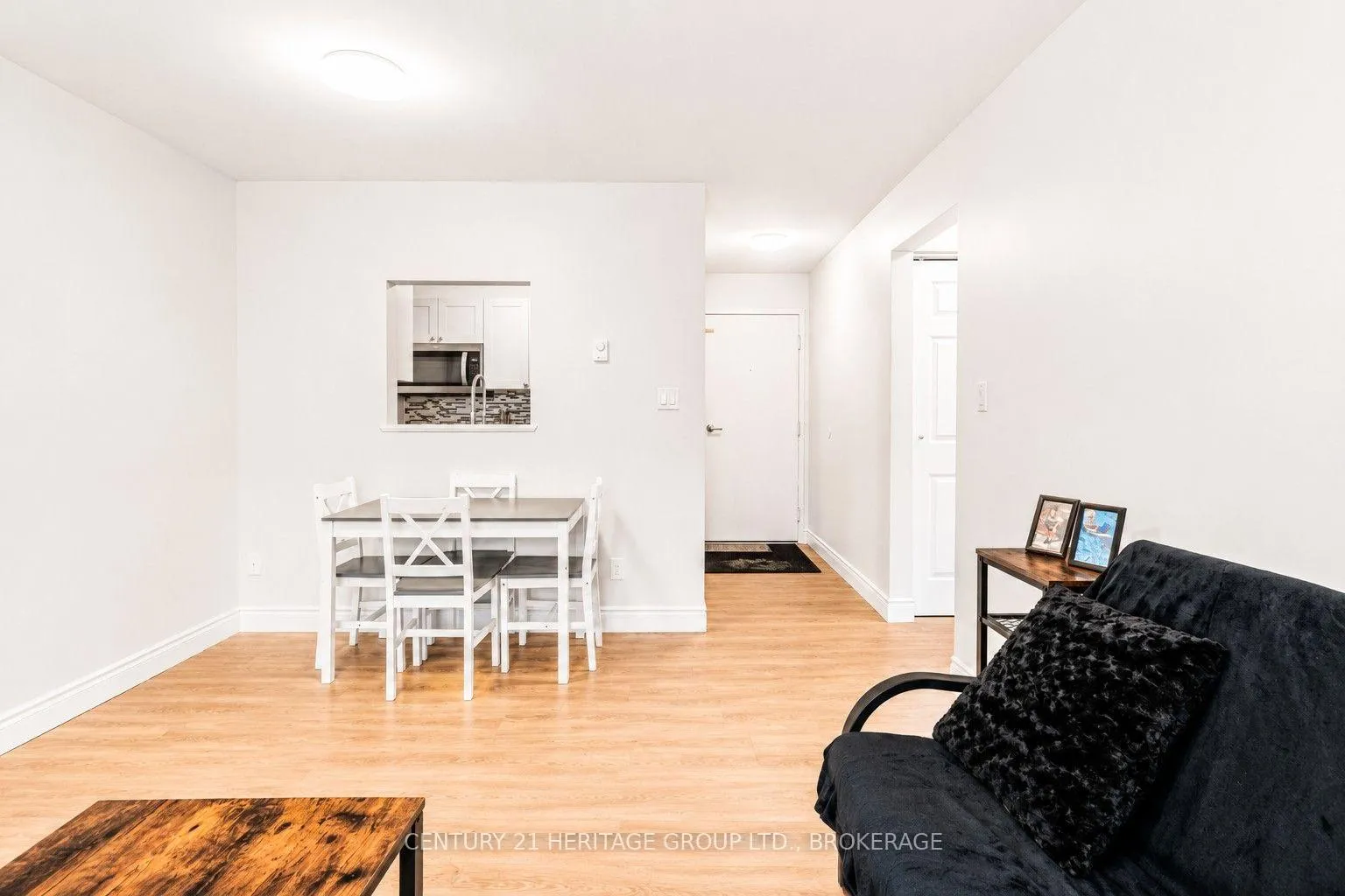 Photo 8 of Unit 203, 573 Armstrong Road, Kingston, East Gardiners Rd — HOMEH