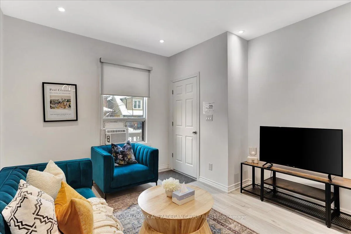 Photo 2 of Unit Main Fl, 138 Booth Avenue, Toronto, South Riverdale — HOMEH