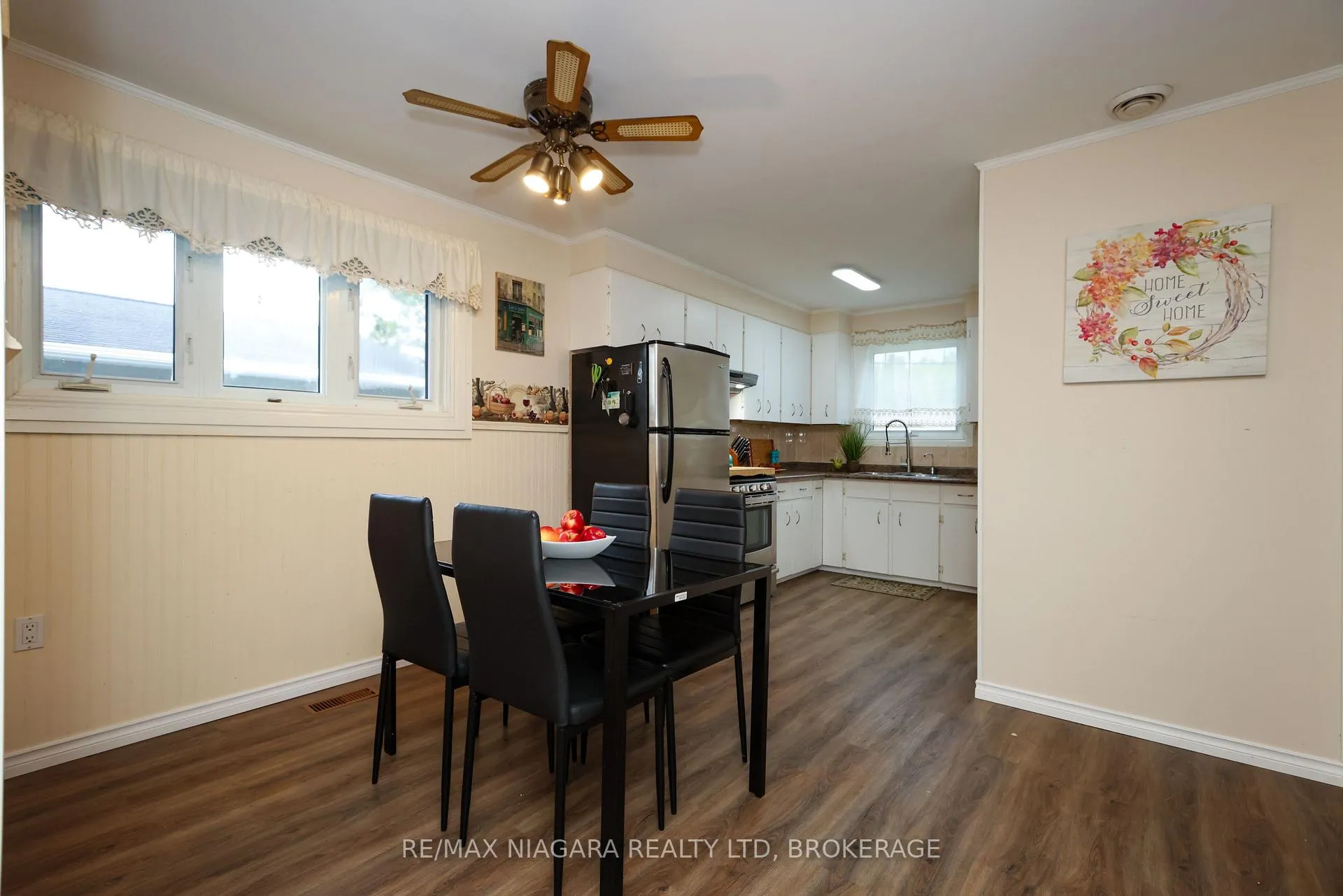 Photo 9 of 31 Spruce Drive, Temagami — HOMEH