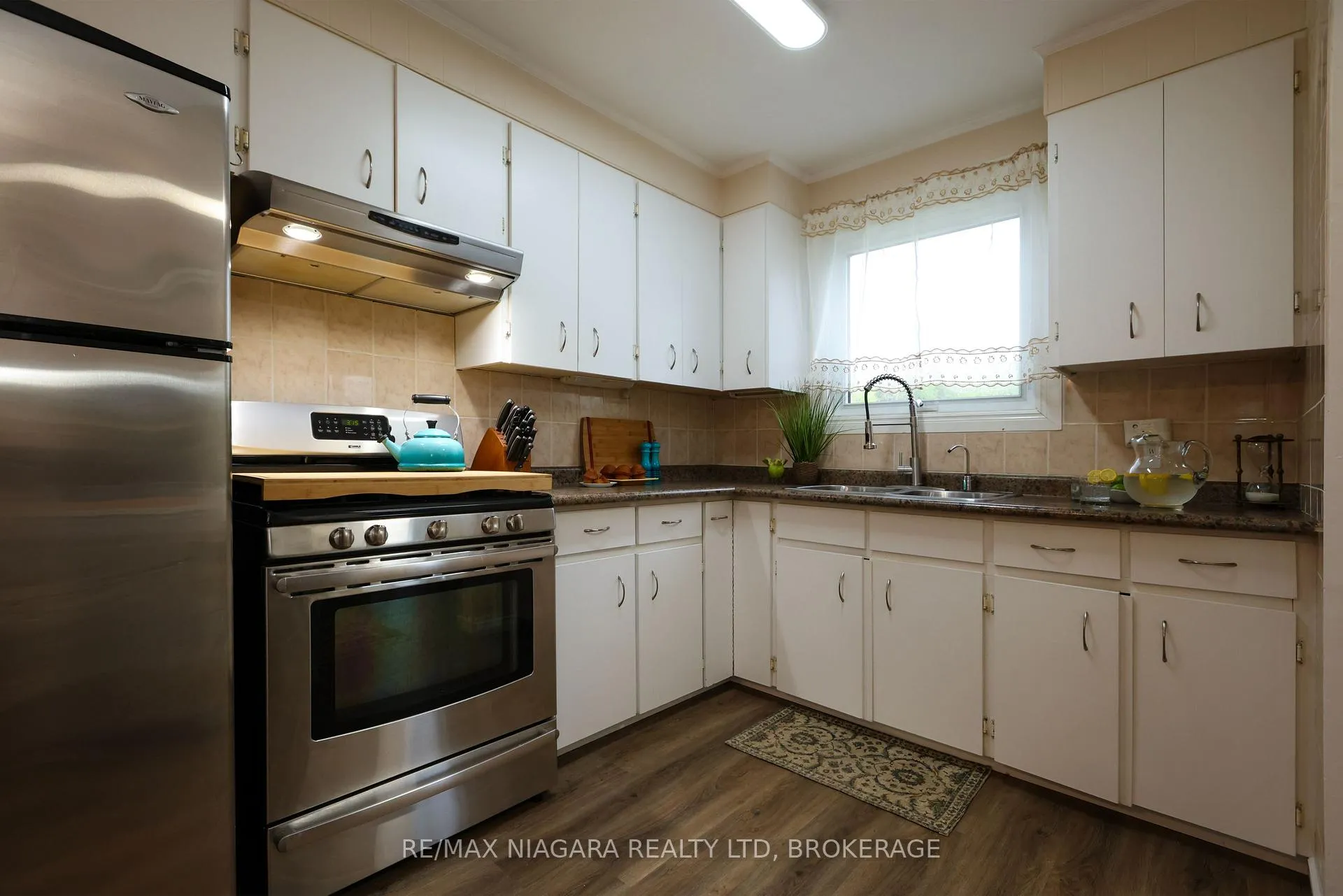 Photo 10 of 31 Spruce Drive, Temagami — HOMEH