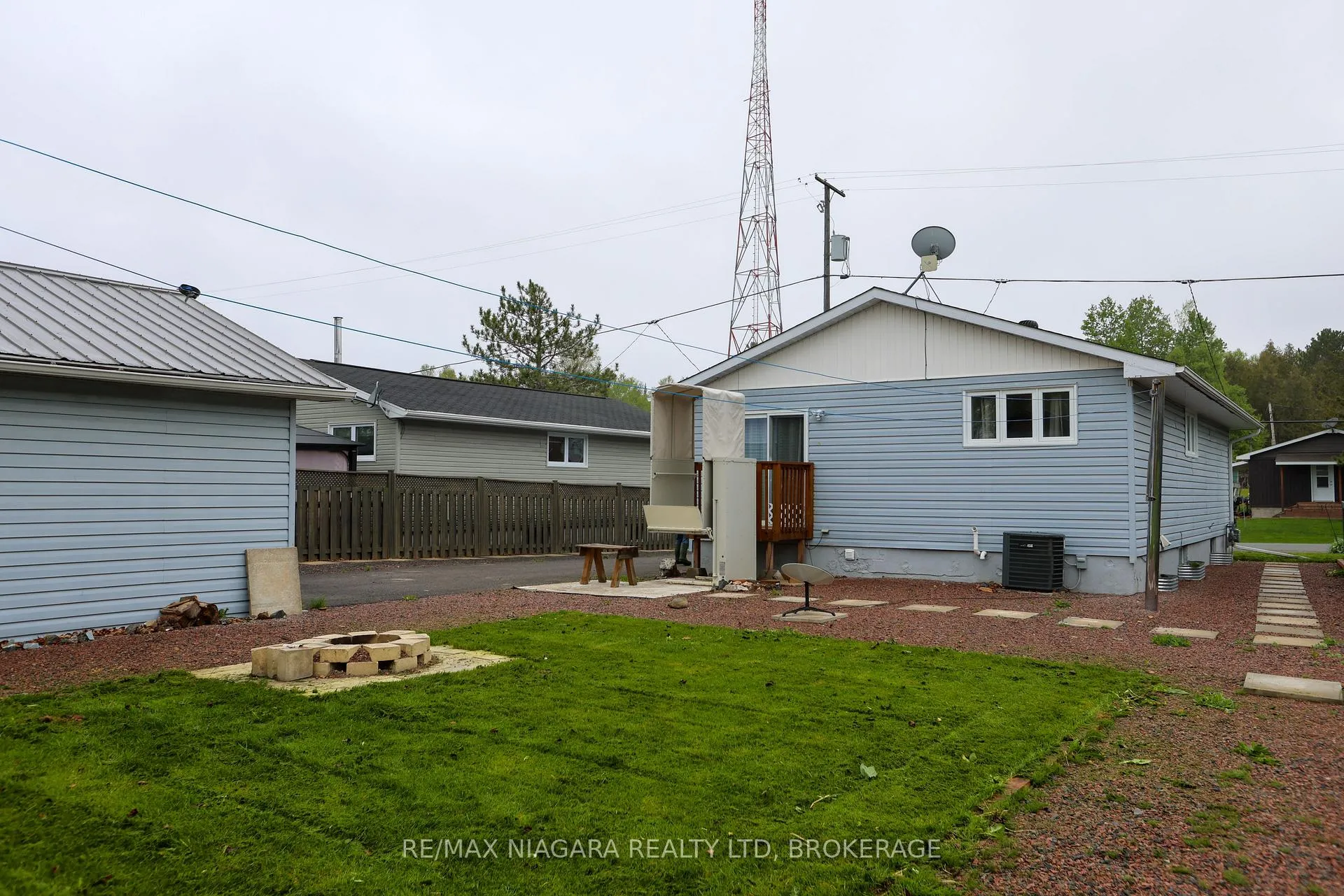 Photo 32 of 31 Spruce Drive, Temagami — HOMEH