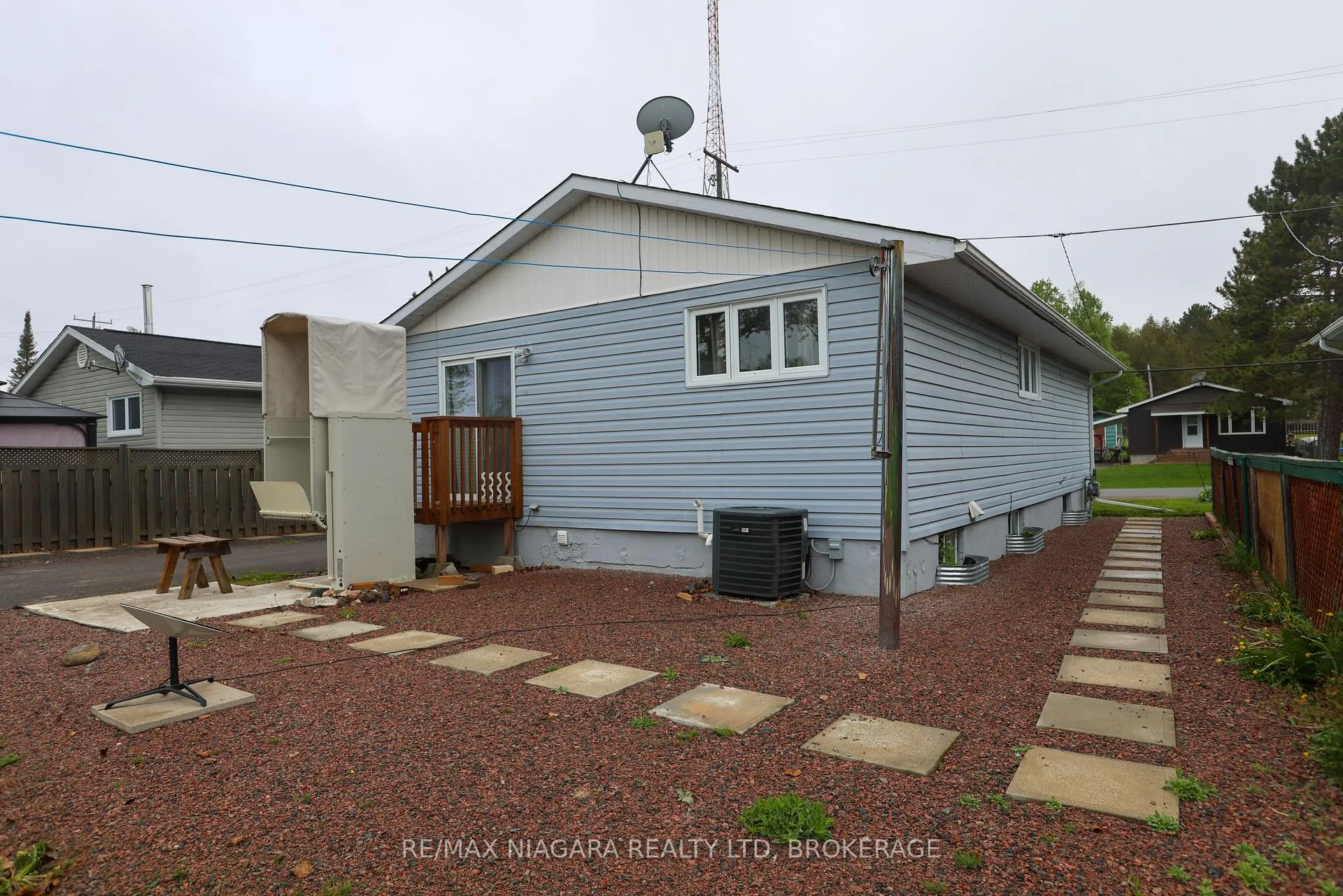 Photo 33 of 31 Spruce Drive, Temagami — HOMEH