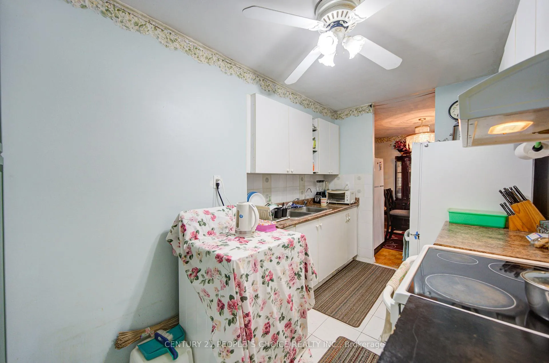 Photo 10 of Unit 411, 2645 Kipling Avenue, Etobicoke, Mount Olive-Silverstone-Jamestown — HOMEH