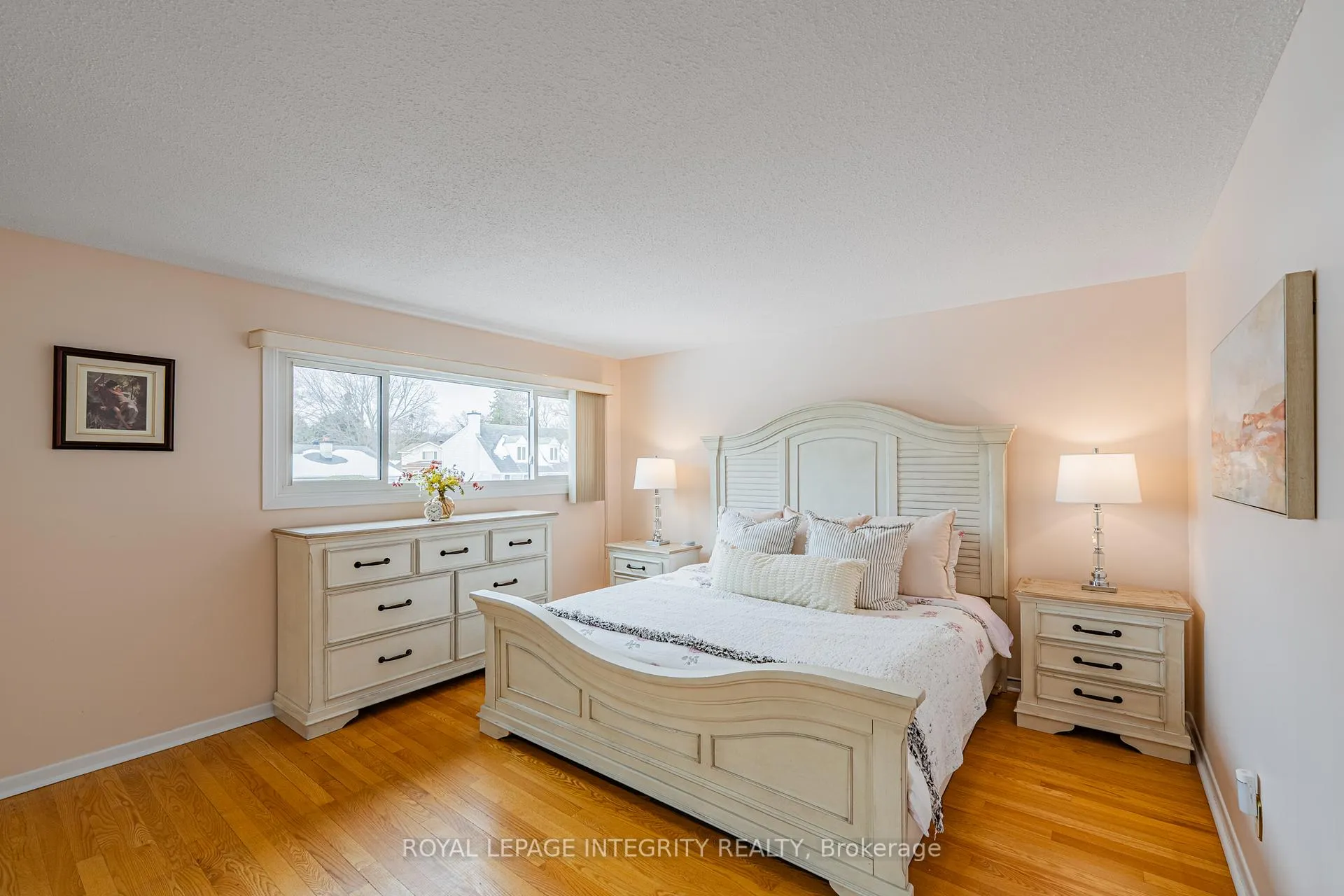 Photo 18 of 664 Glenhurst Crescent, Ottawa, Beacon Hill North — HOMEH