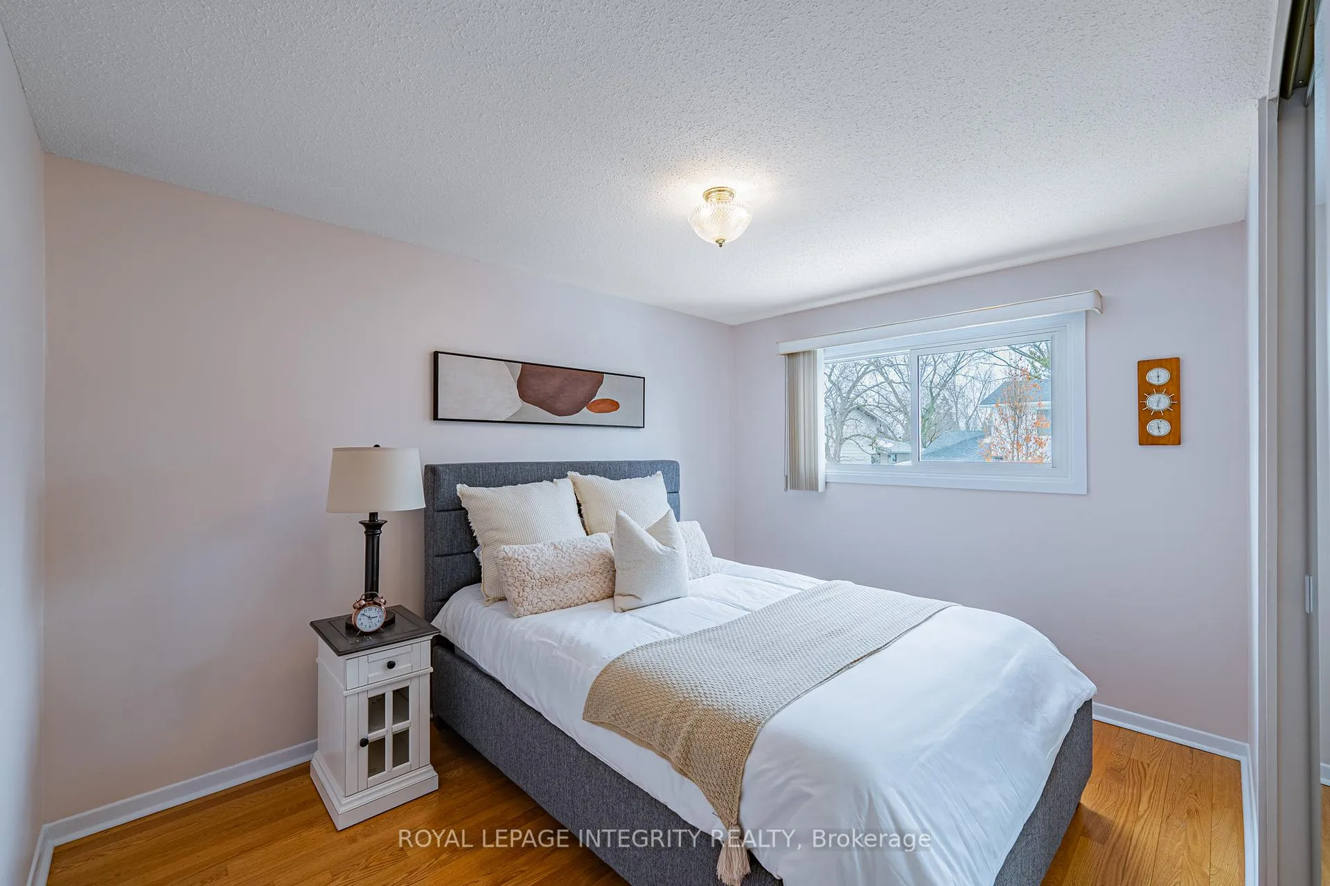Photo 21 of 664 Glenhurst Crescent, Ottawa, Beacon Hill North — HOMEH
