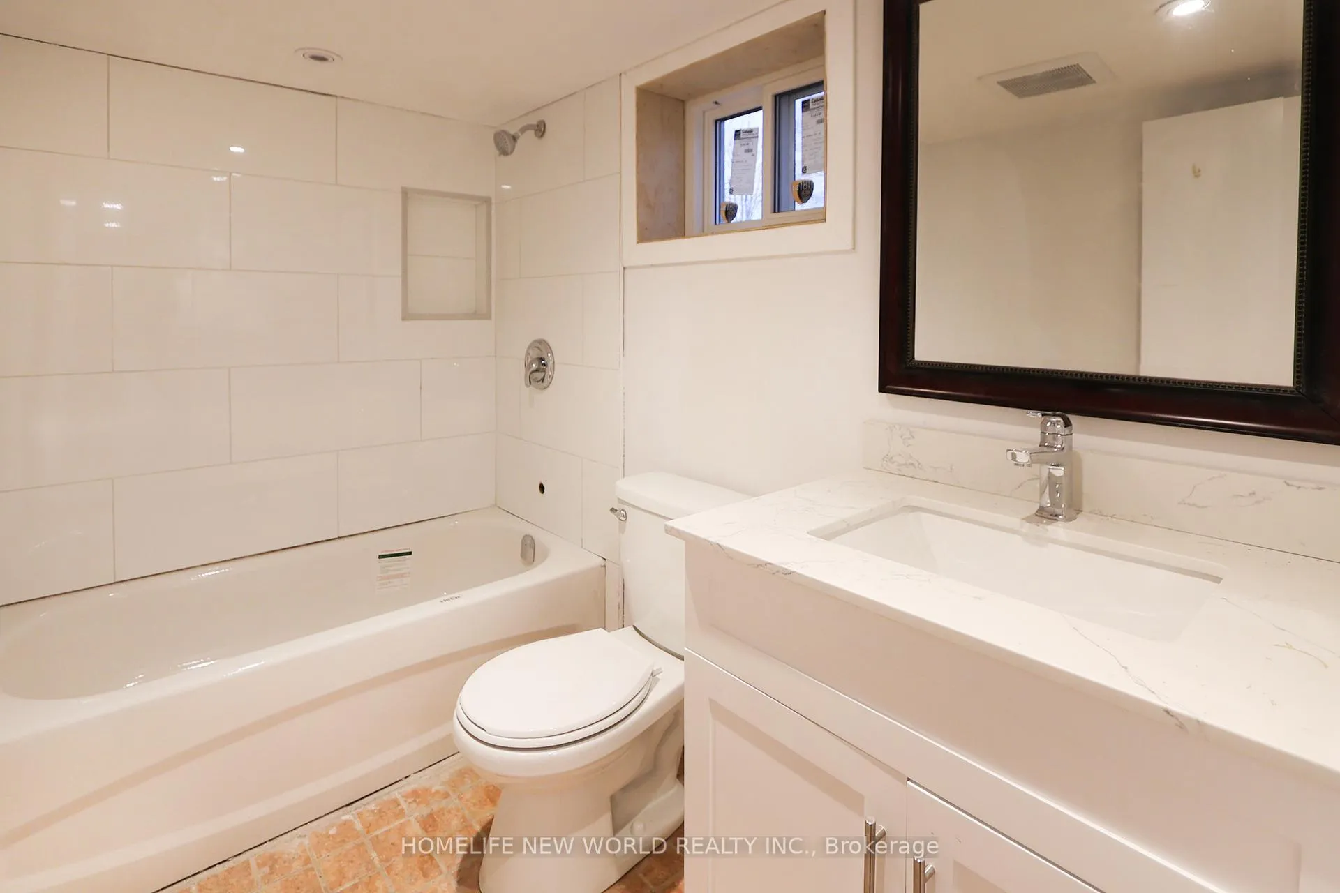 Photo 25 of 32 Pendeen Avenue, Toronto, Rockcliffe-Smythe — HOMEH
