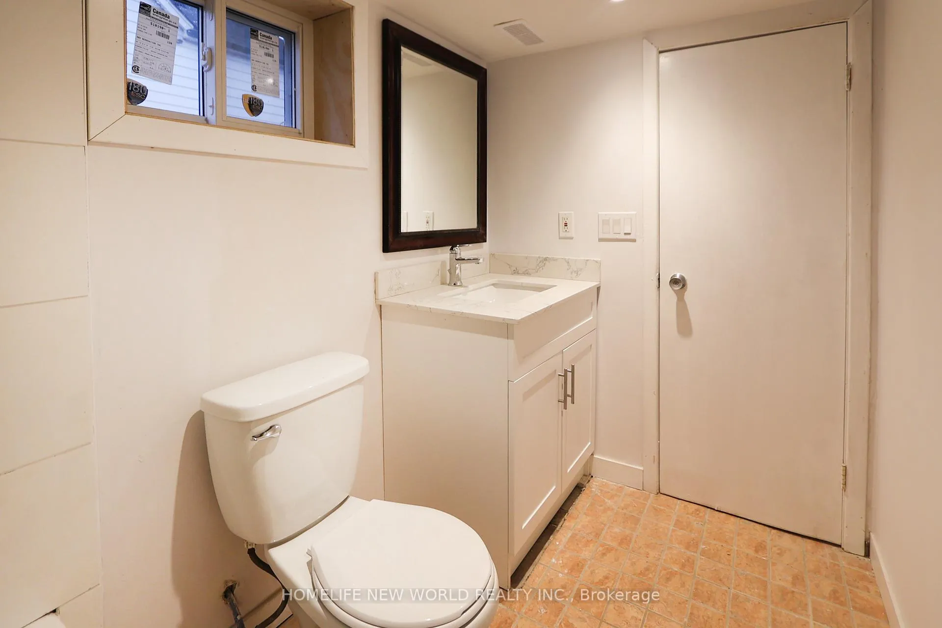 Photo 26 of 32 Pendeen Avenue, Toronto, Rockcliffe-Smythe — HOMEH