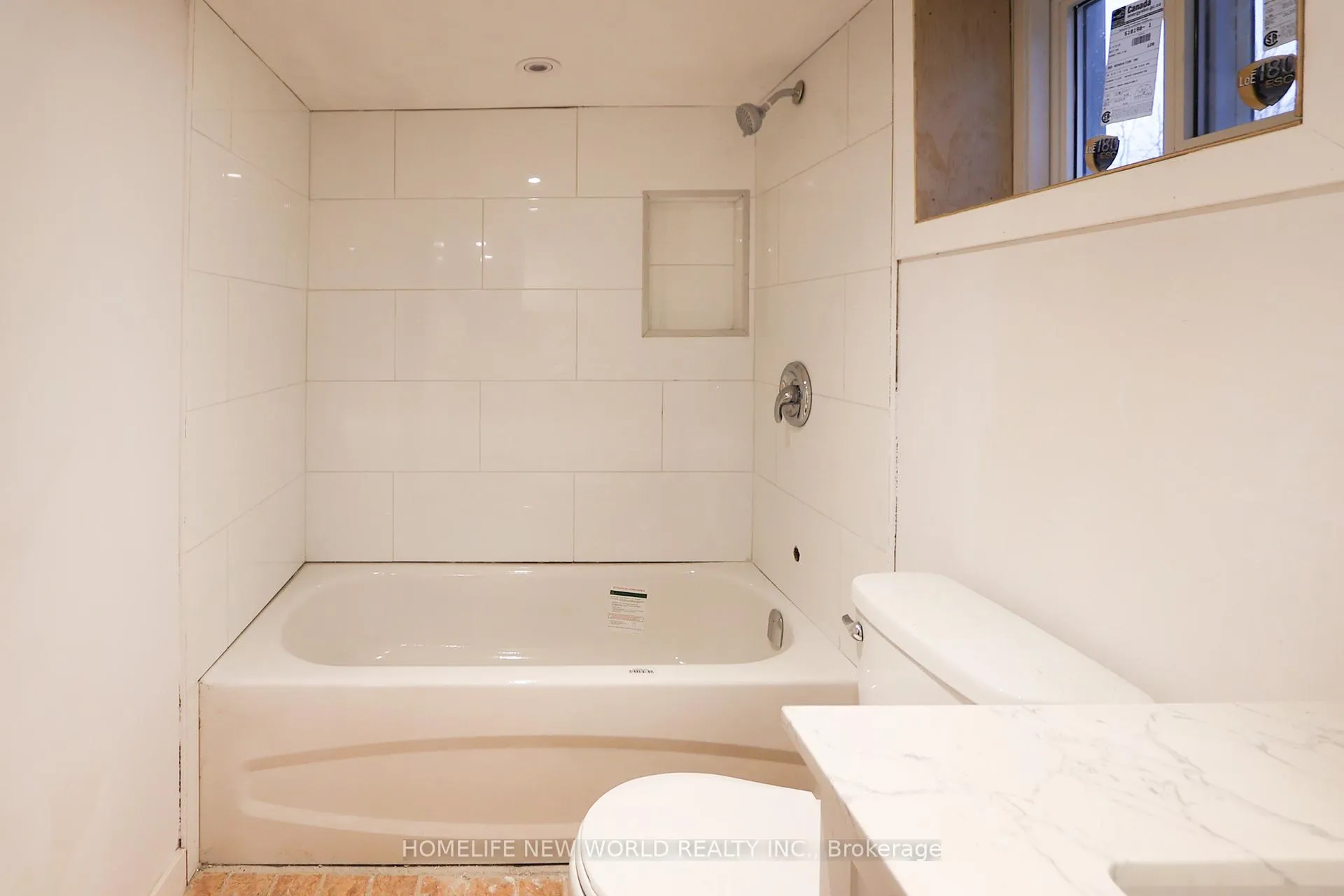 Photo 27 of 32 Pendeen Avenue, Toronto, Rockcliffe-Smythe — HOMEH