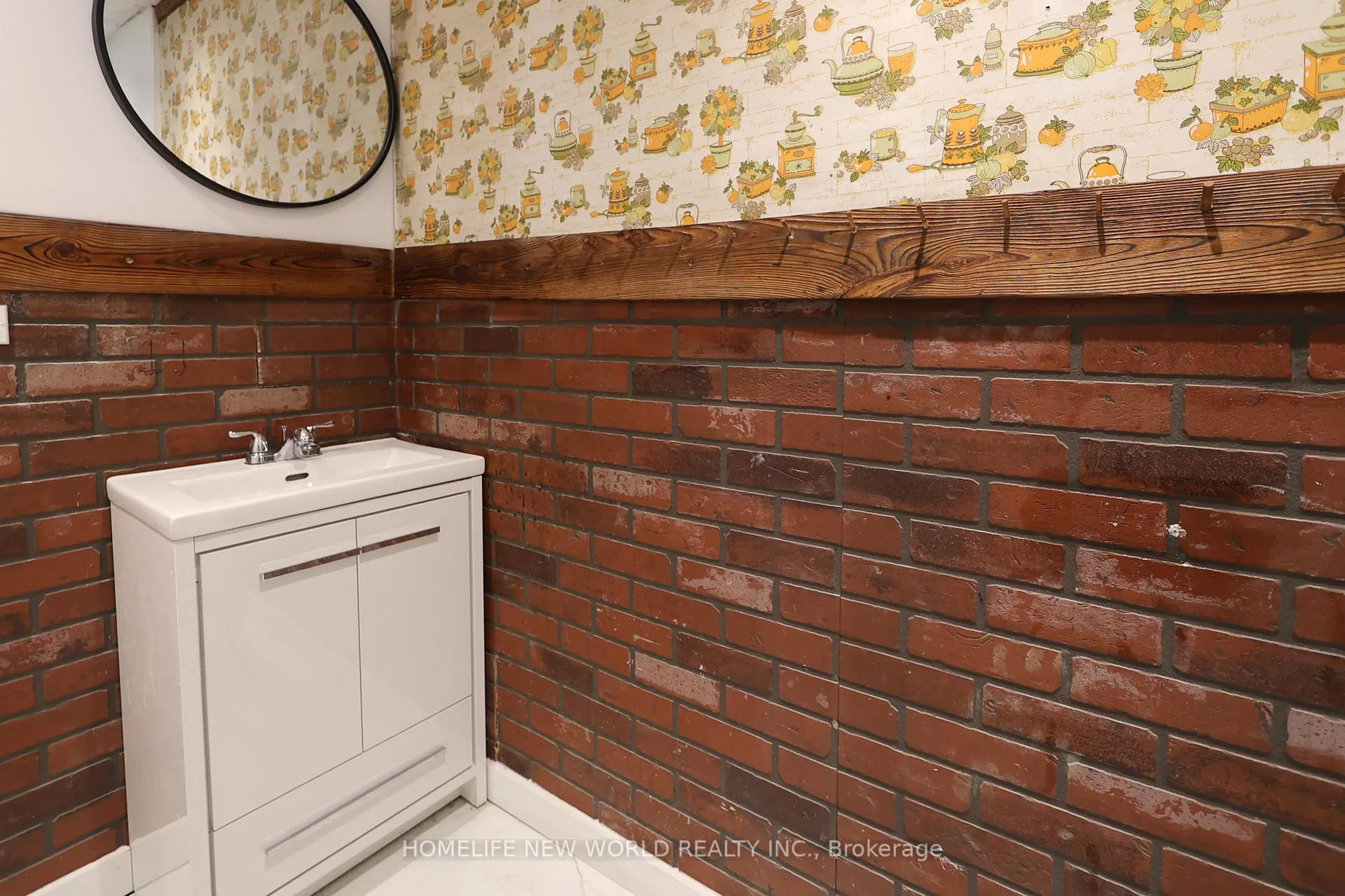 Photo 33 of 32 Pendeen Avenue, Toronto, Rockcliffe-Smythe — HOMEH
