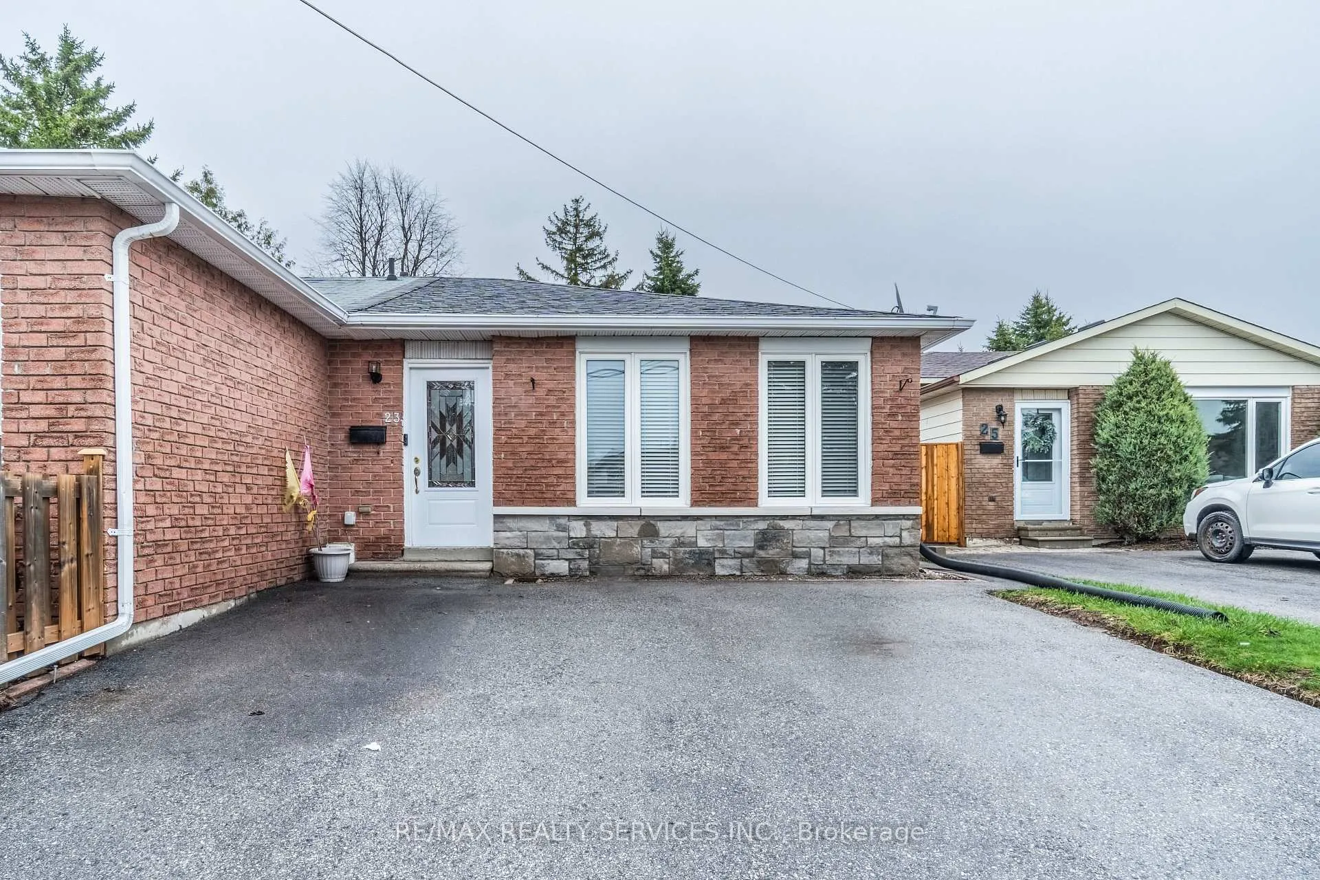 Photo 2 of 23 Dawson Road, Orangeville — HOMEH