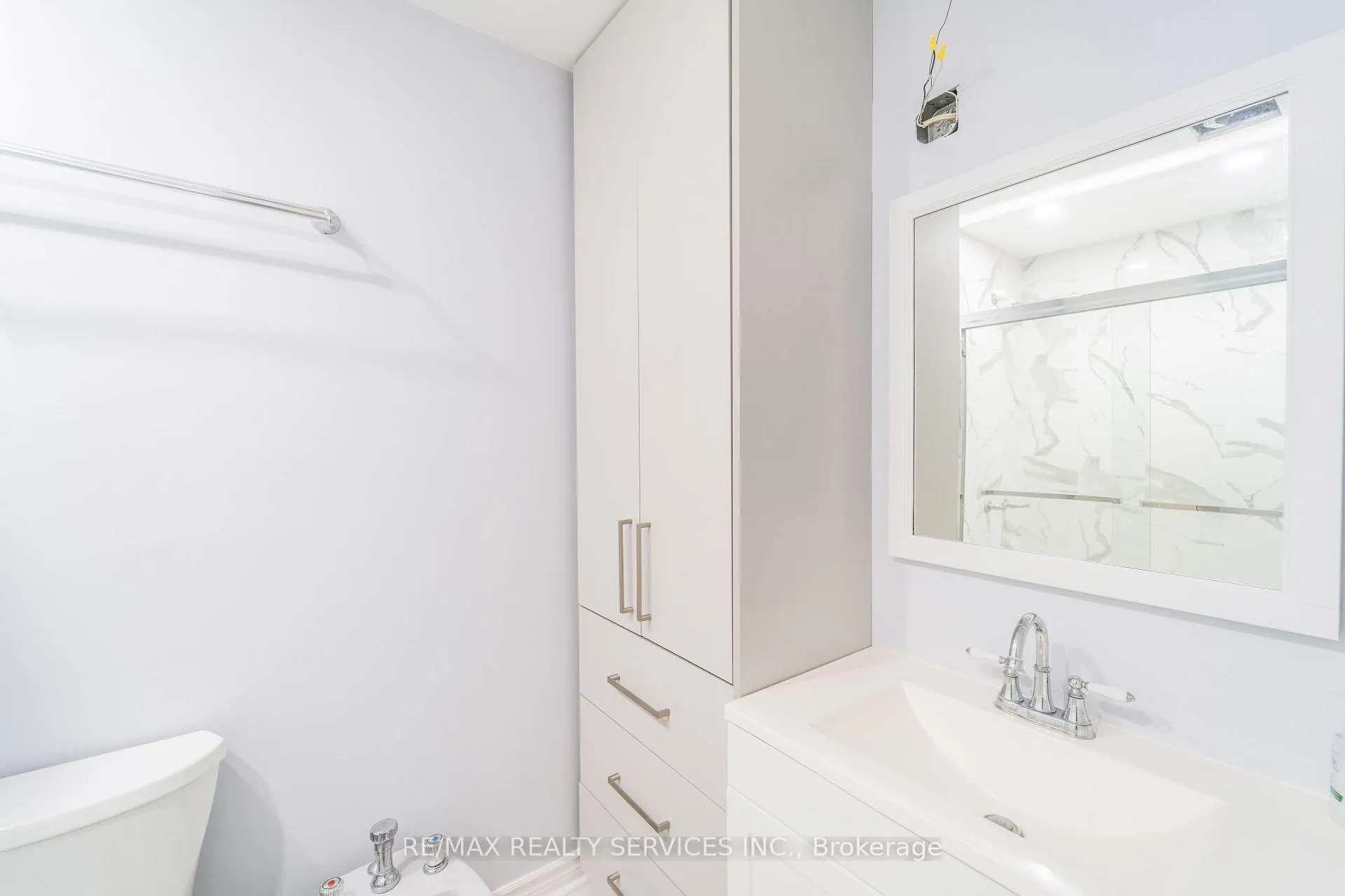 Photo 9 of 23 Dawson Road, Orangeville — HOMEH