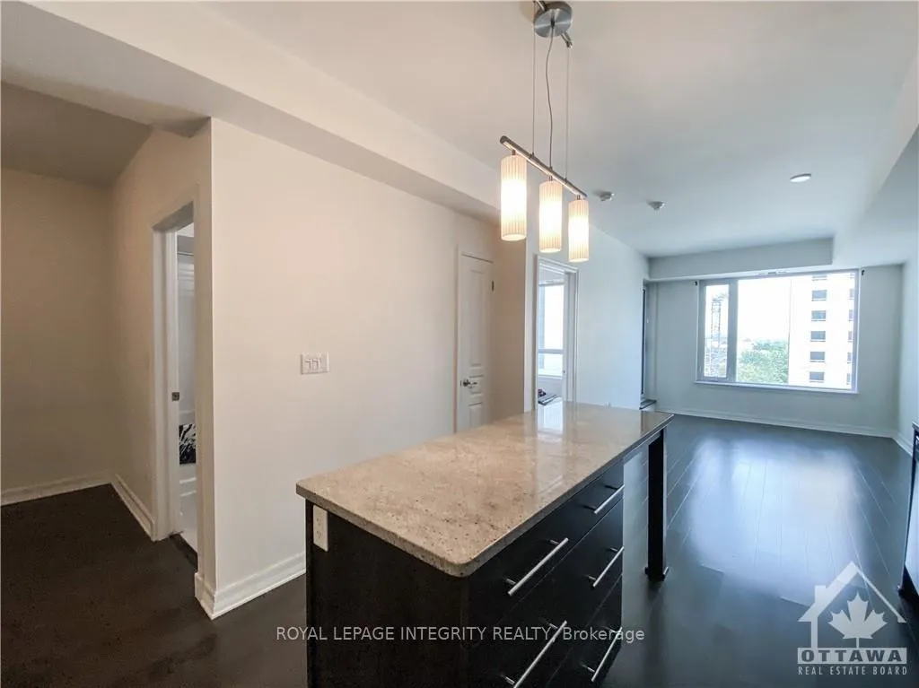 Photo 8 of Unit 808, 238 Besserer Street, Ottawa, Sandy Hill — HOMEH