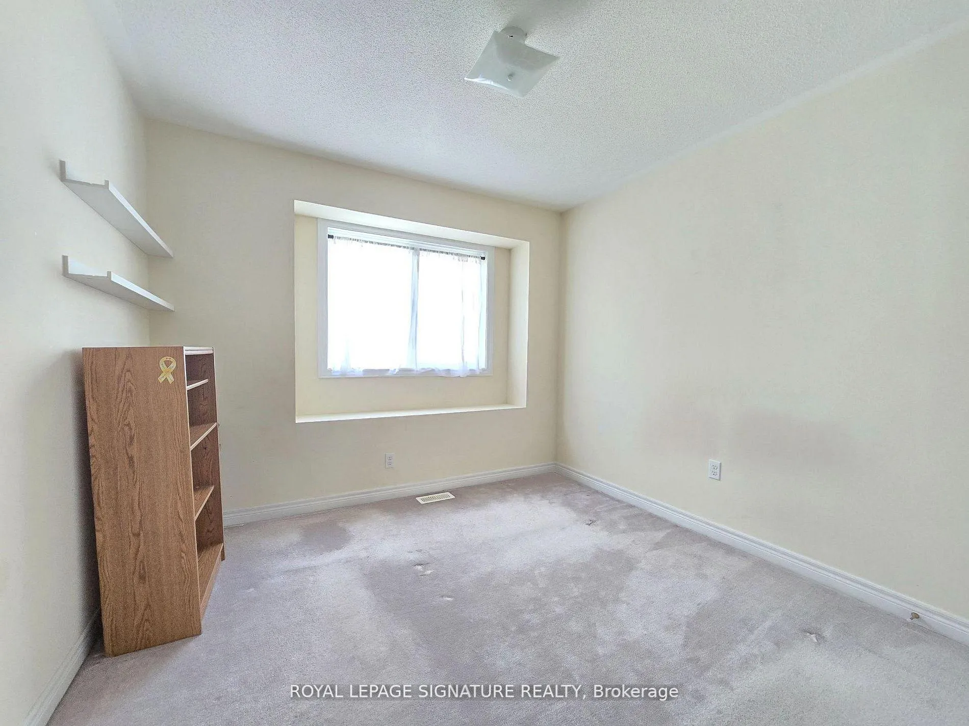 Photo 7 of 2480 Earl Grey Avenue, Pickering, Duffin Heights — HOMEH
