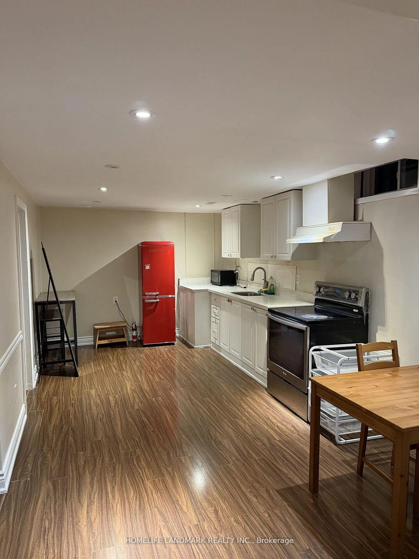 Photo 1 of Unit Bsmt, 54 Beck Drive, Markham, Raymerville — HOMEH