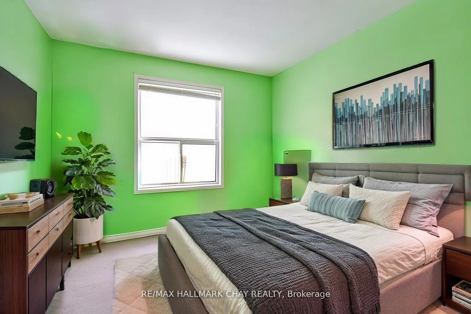 Photo 5 of 37 Loon Avenue, Barrie, Painswick South — HOMEH
