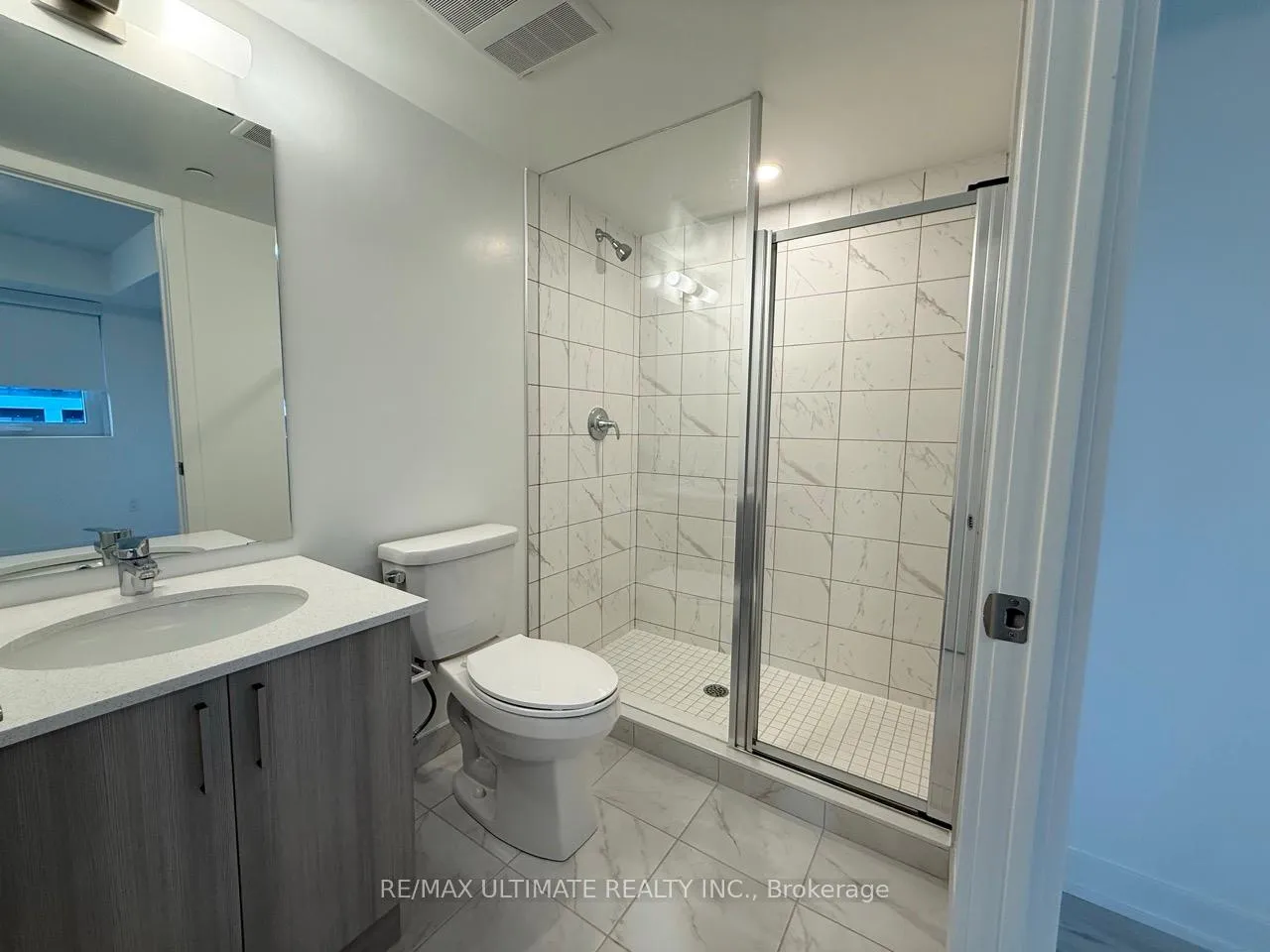 Photo 8 of Unit 302, 1010 Sandy Beach Road, Pickering, Bay Ridges — HOMEH