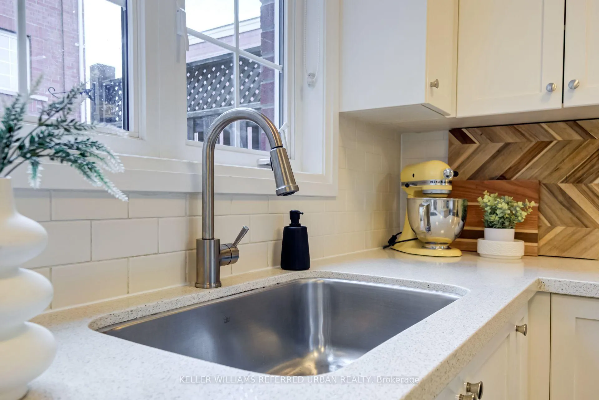 Photo 13 of 68 Raffeix Lane, Toronto, Regent Park — HOMEH