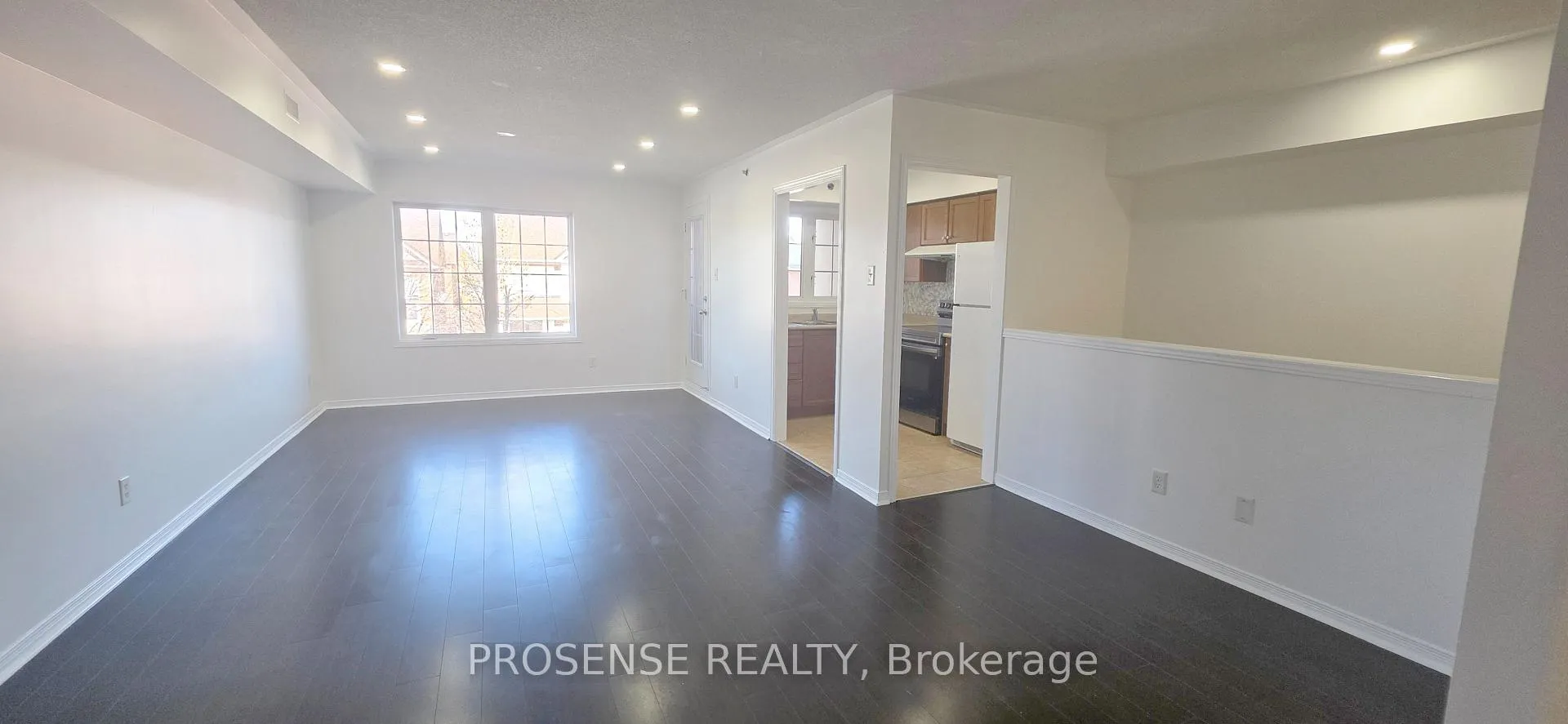Photo 9 of Unit 13, 9699 Jane Street, Vaughan, Maple — HOMEH