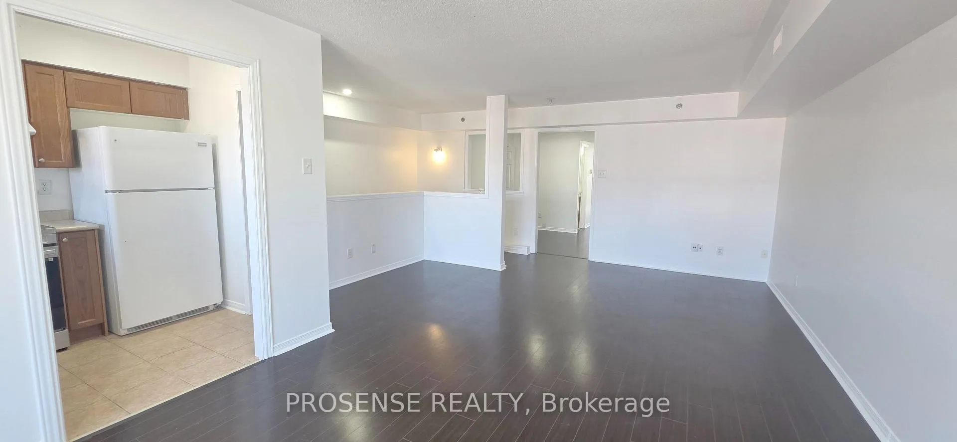 Photo 17 of Unit 13, 9699 Jane Street, Vaughan, Maple — HOMEH