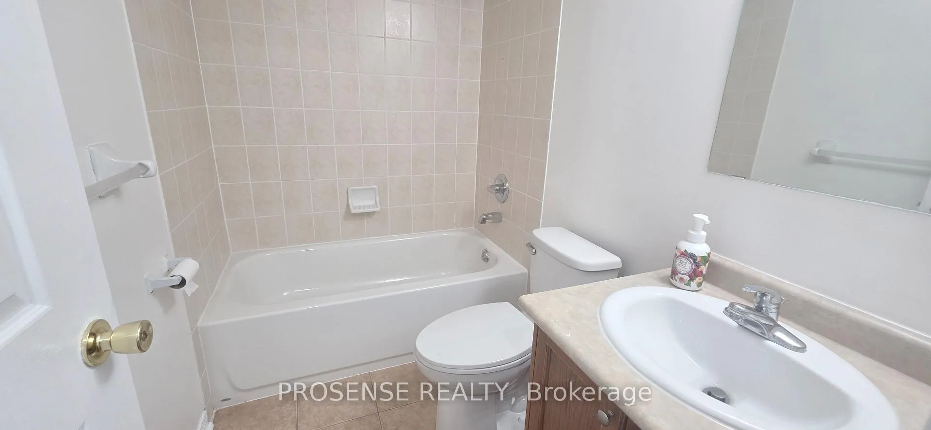 Photo 37 of Unit 13, 9699 Jane Street, Vaughan, Maple — HOMEH