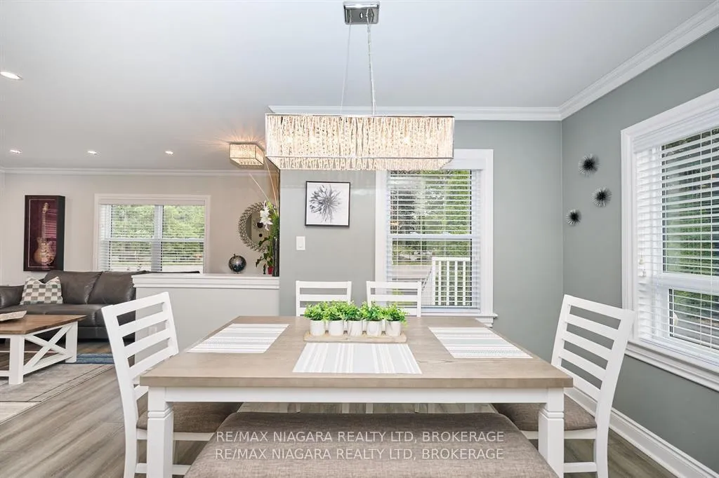 Photo 6 of 5667 Montrose Road, Niagara Falls, Ascot — HOMEH