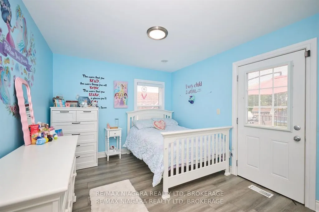 Photo 13 of 5667 Montrose Road, Niagara Falls, Ascot — HOMEH