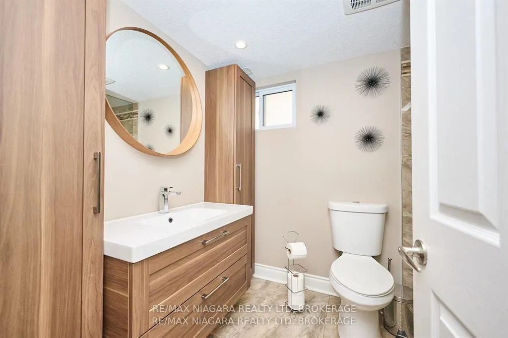 Photo 21 of 5667 Montrose Road, Niagara Falls, Ascot — HOMEH