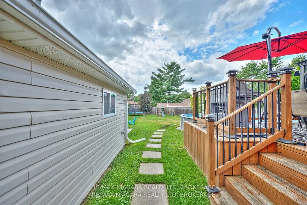 Photo 26 of 5667 Montrose Road, Niagara Falls, Ascot — HOMEH
