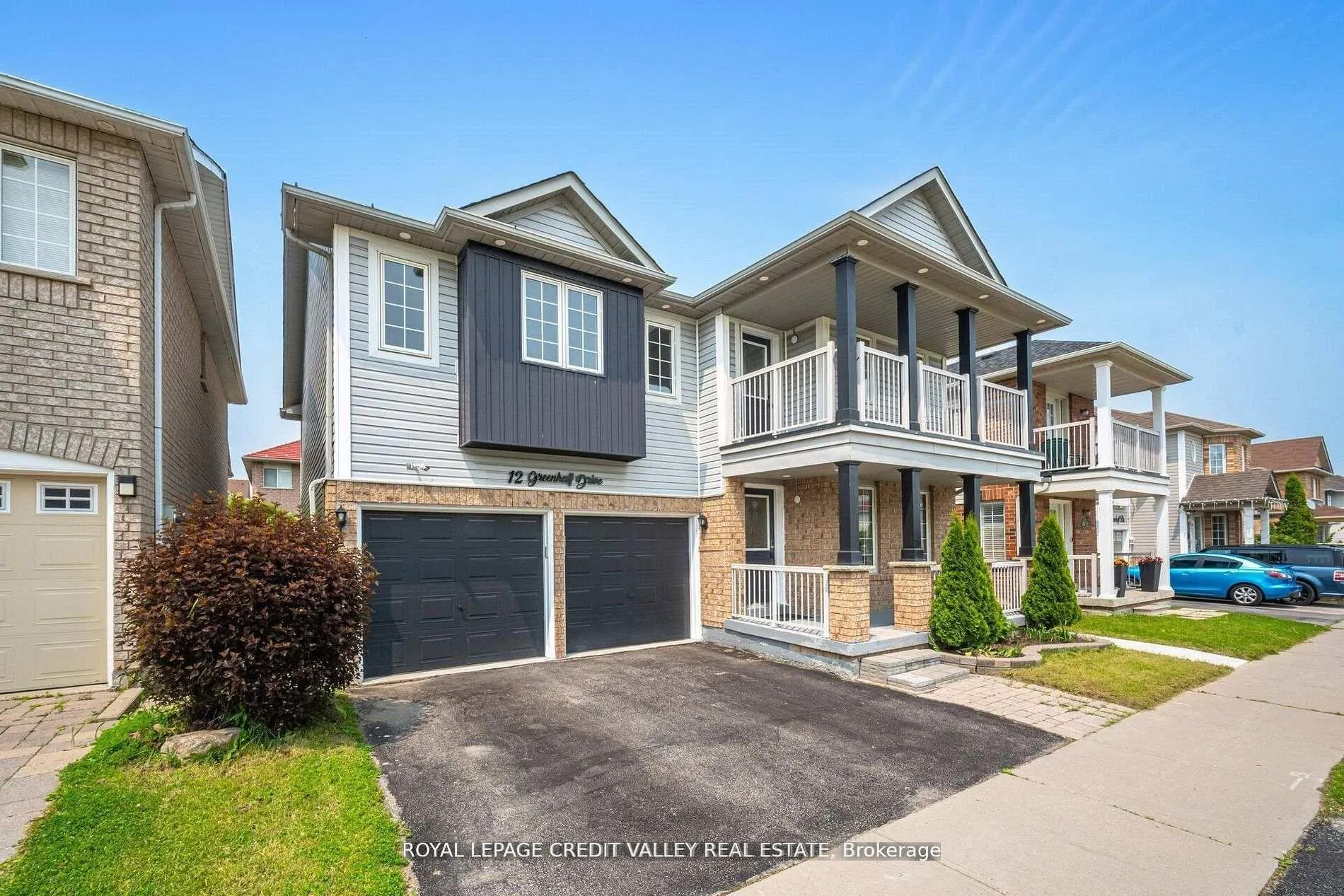 Photo 1 of 12 Greenhalf Drive, Ajax, South East — HOMEH