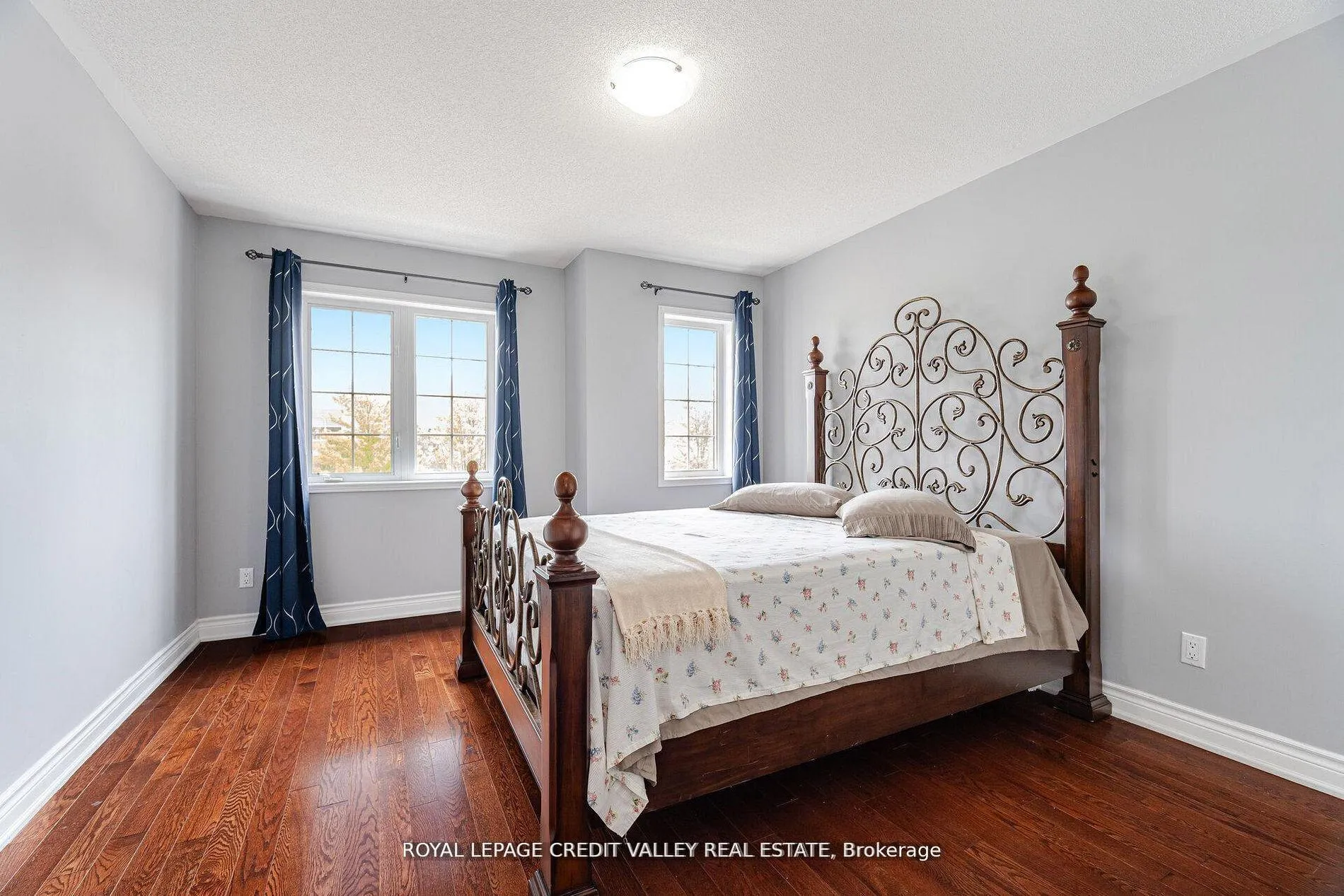 Photo 29 of 12 Greenhalf Drive, Ajax, South East — HOMEH