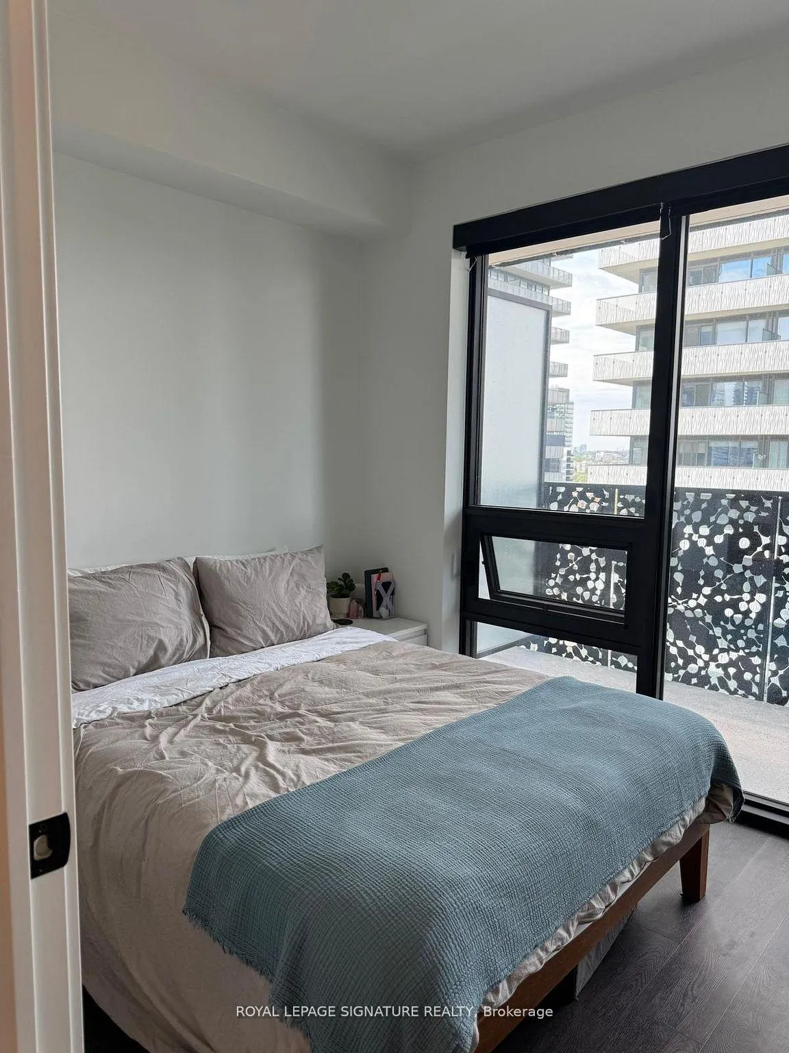Photo 3 of Unit 2612, 55 Charles Street, Toronto, Church-Yonge Corridor — HOMEH