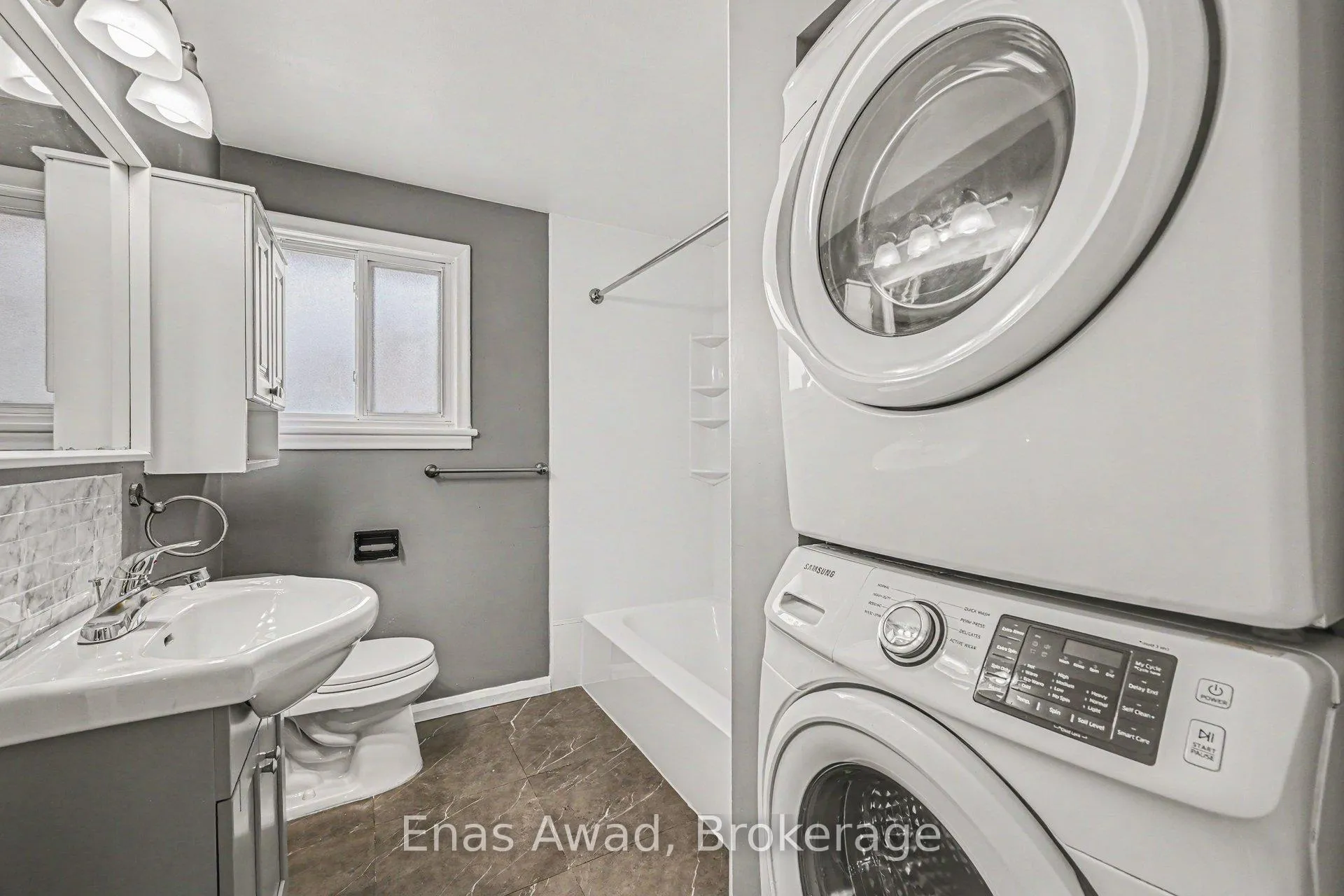 Photo 13 of Unit A, 1677 Baseline Road, Ottawa, Bel Air Heights — HOMEH