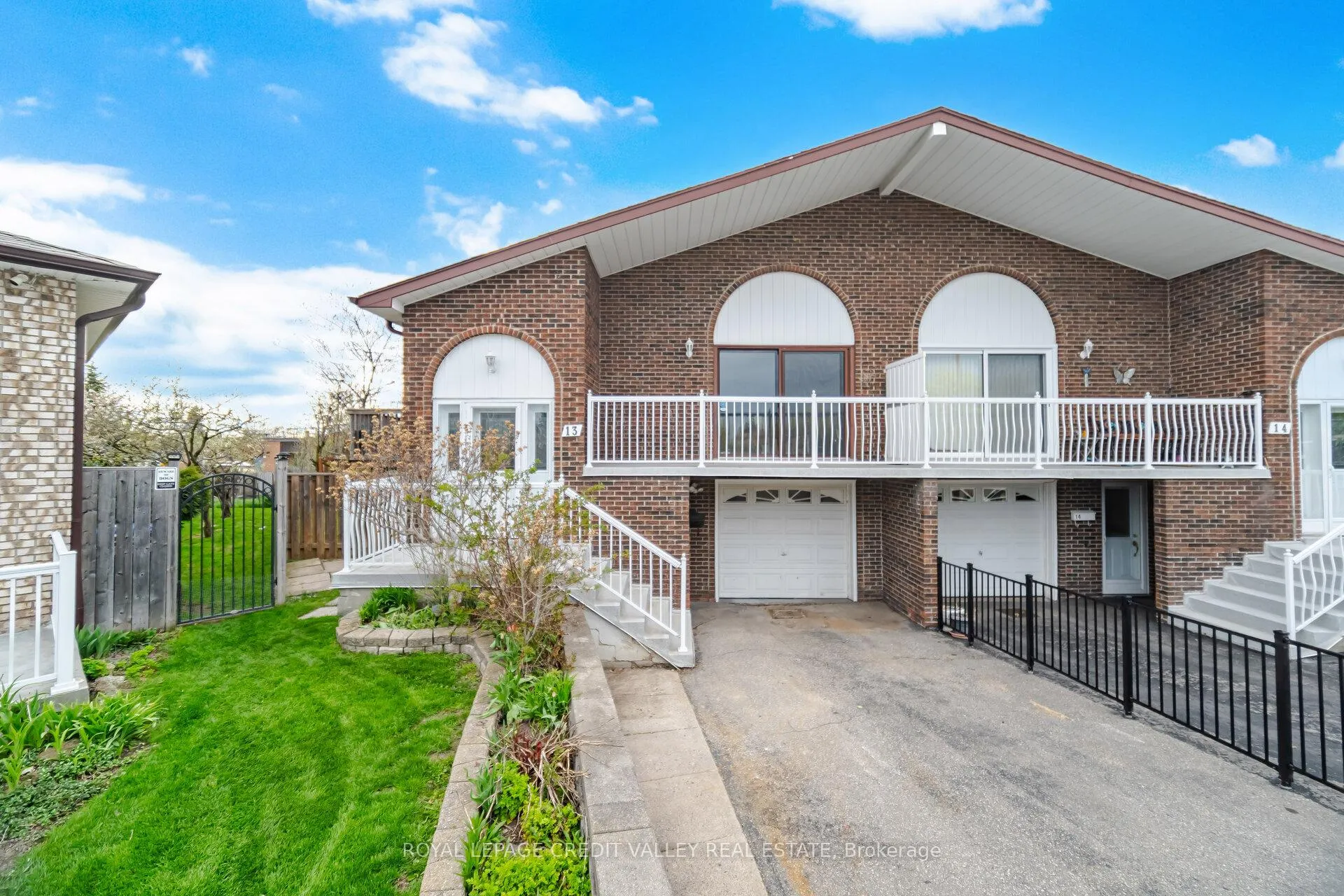 Photo 1 of 13 Cheryl Court, Brampton, Brampton North — HOMEH