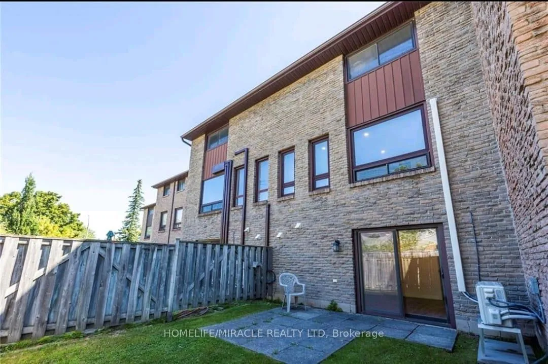 Photo 19 of Unit 38, 1250 Limeridge Road E, Hamilton, Lisgar — HOMEH