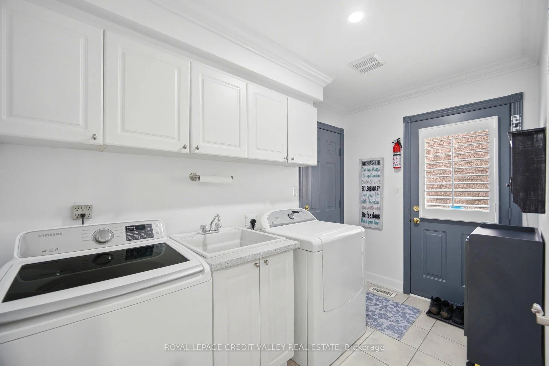 Photo 17 of 75 Royal Valley Drive S, Caledon, Rural Caledon — HOMEH