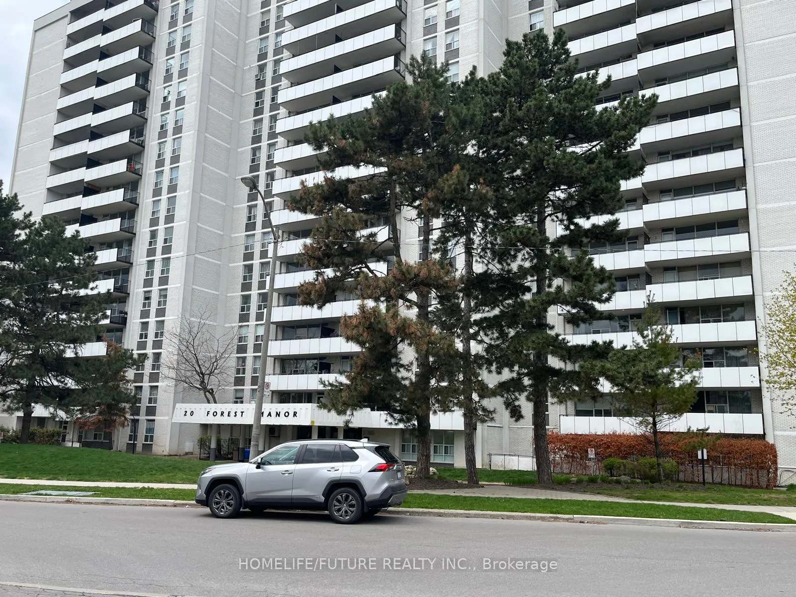 Front of Unit 1511, 20 Forest Manor Road