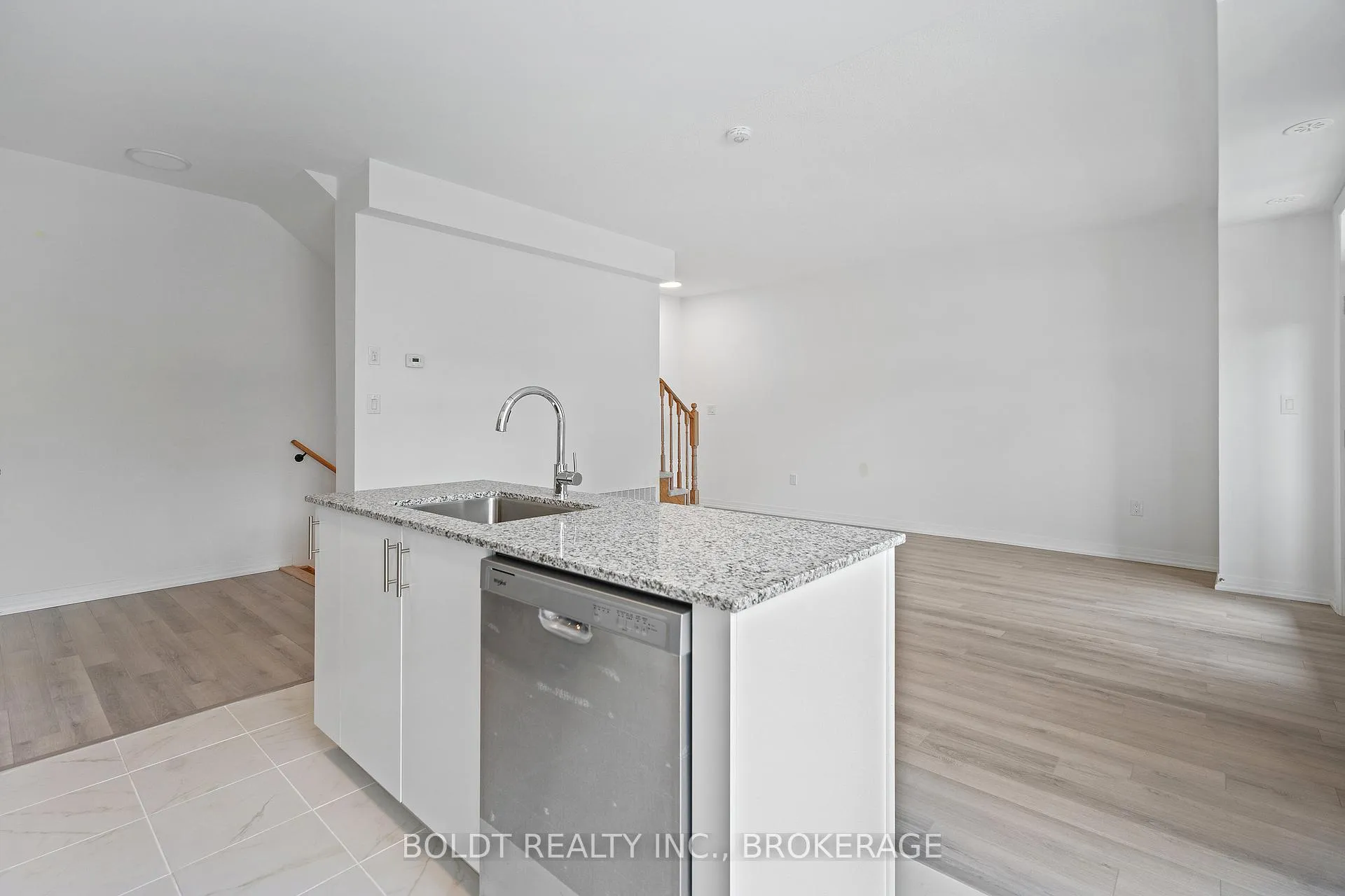 Photo 12 of 4 Sidney Rose Common, St. Catharines, Glendale/Glenridge — HOMEH