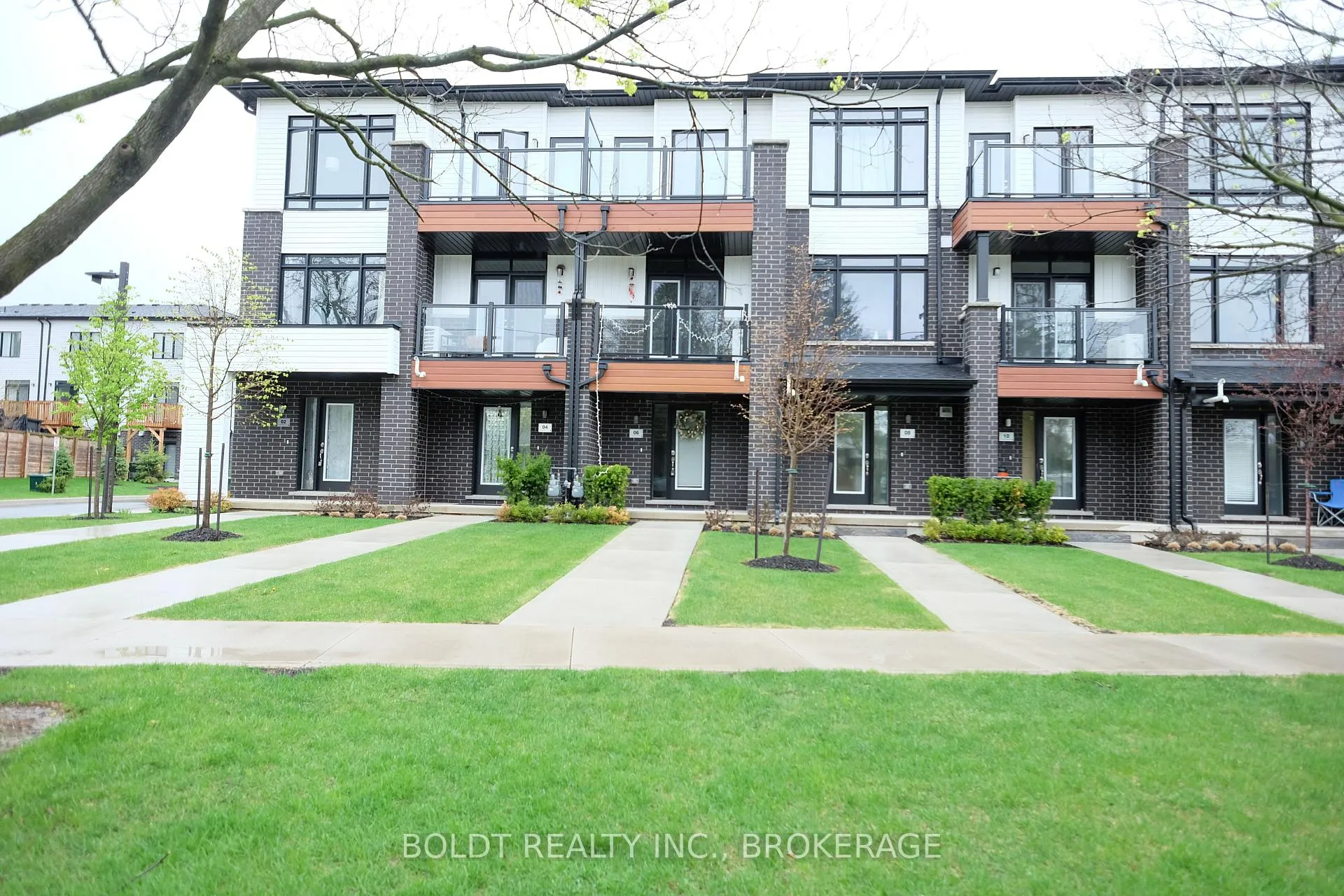 Photo 32 of 4 Sidney Rose Common, St. Catharines, Glendale/Glenridge — HOMEH