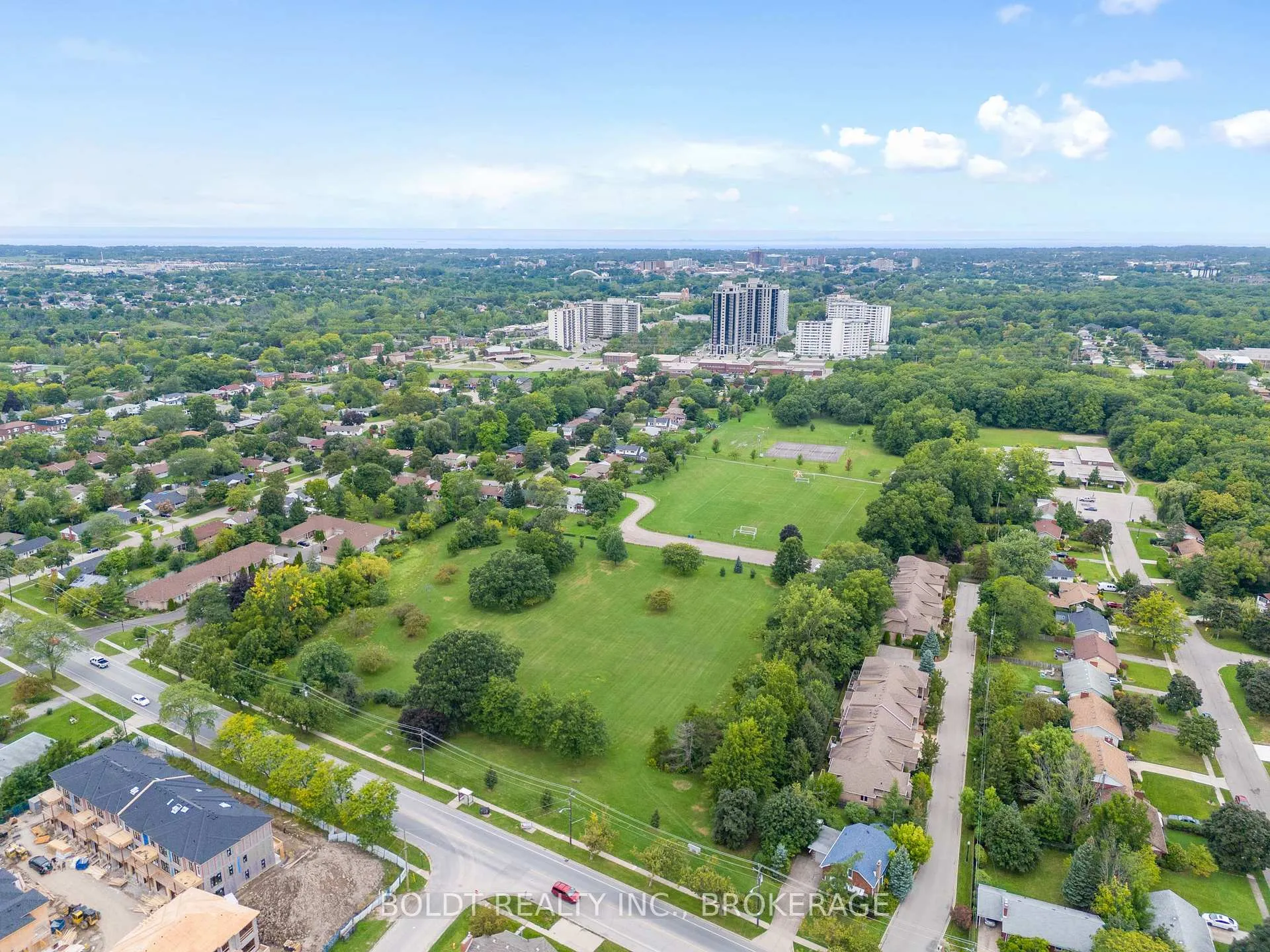 Photo 34 of 4 Sidney Rose Common, St. Catharines, Glendale/Glenridge — HOMEH