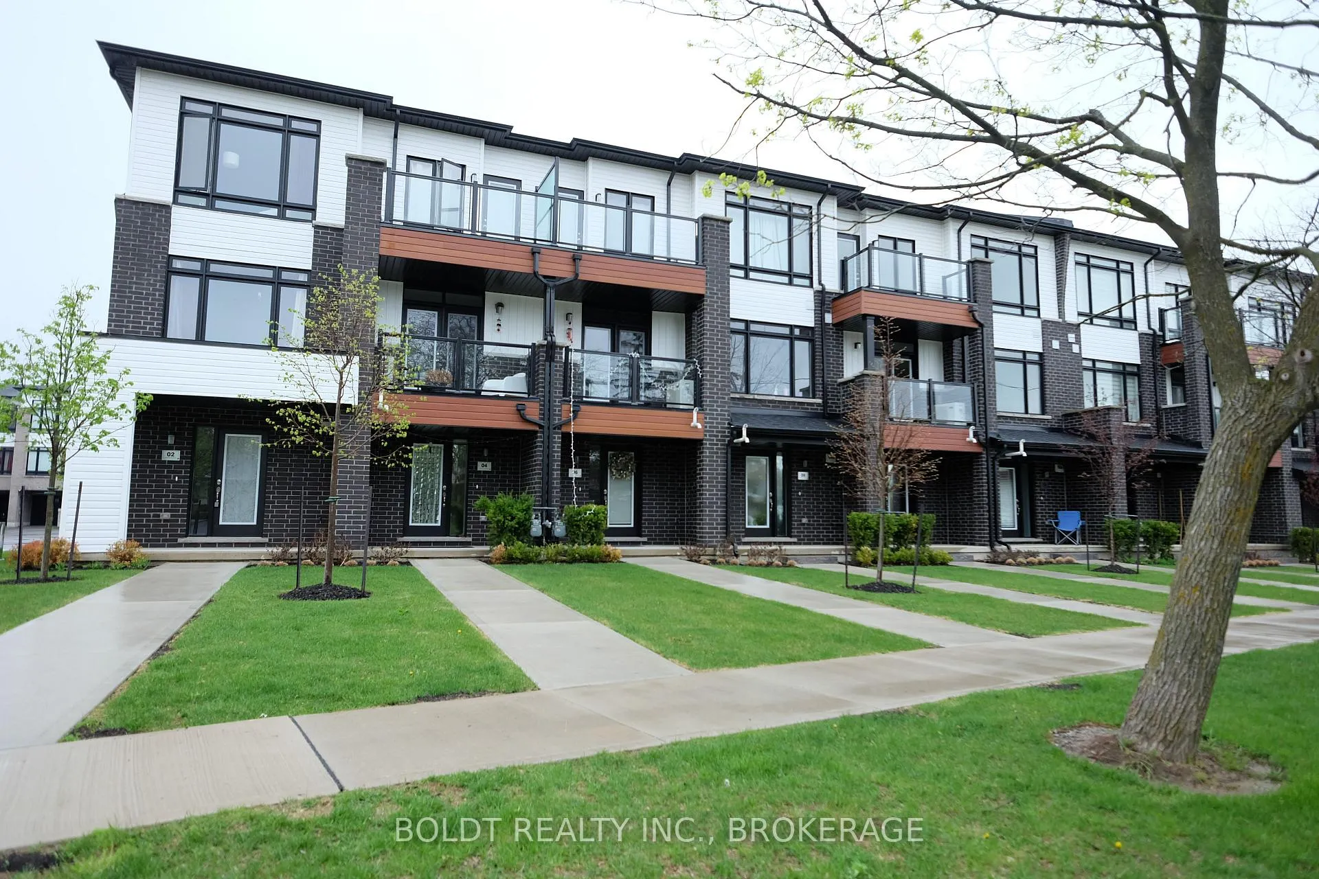 Photo 36 of 4 Sidney Rose Common, St. Catharines, Glendale/Glenridge — HOMEH