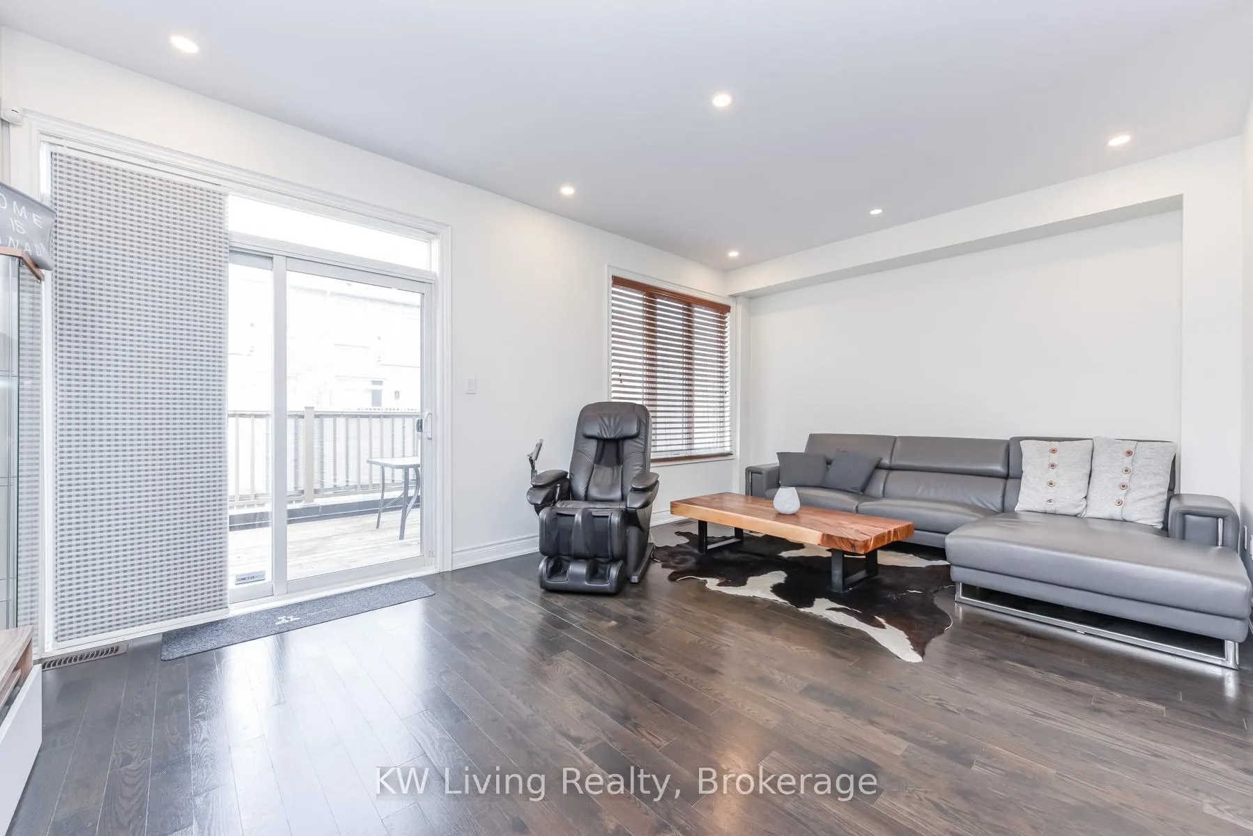 Photo 14 of 8593 Financial Drive, Brampton, Bram West — HOMEH