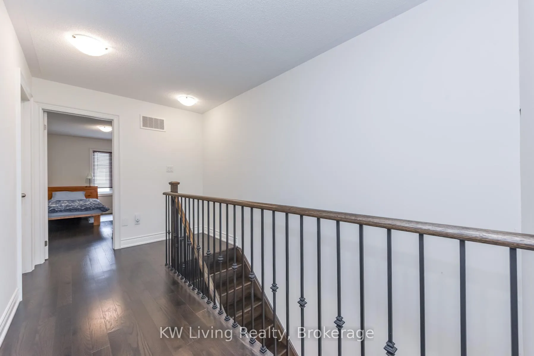 Photo 16 of 8593 Financial Drive, Brampton, Bram West — HOMEH