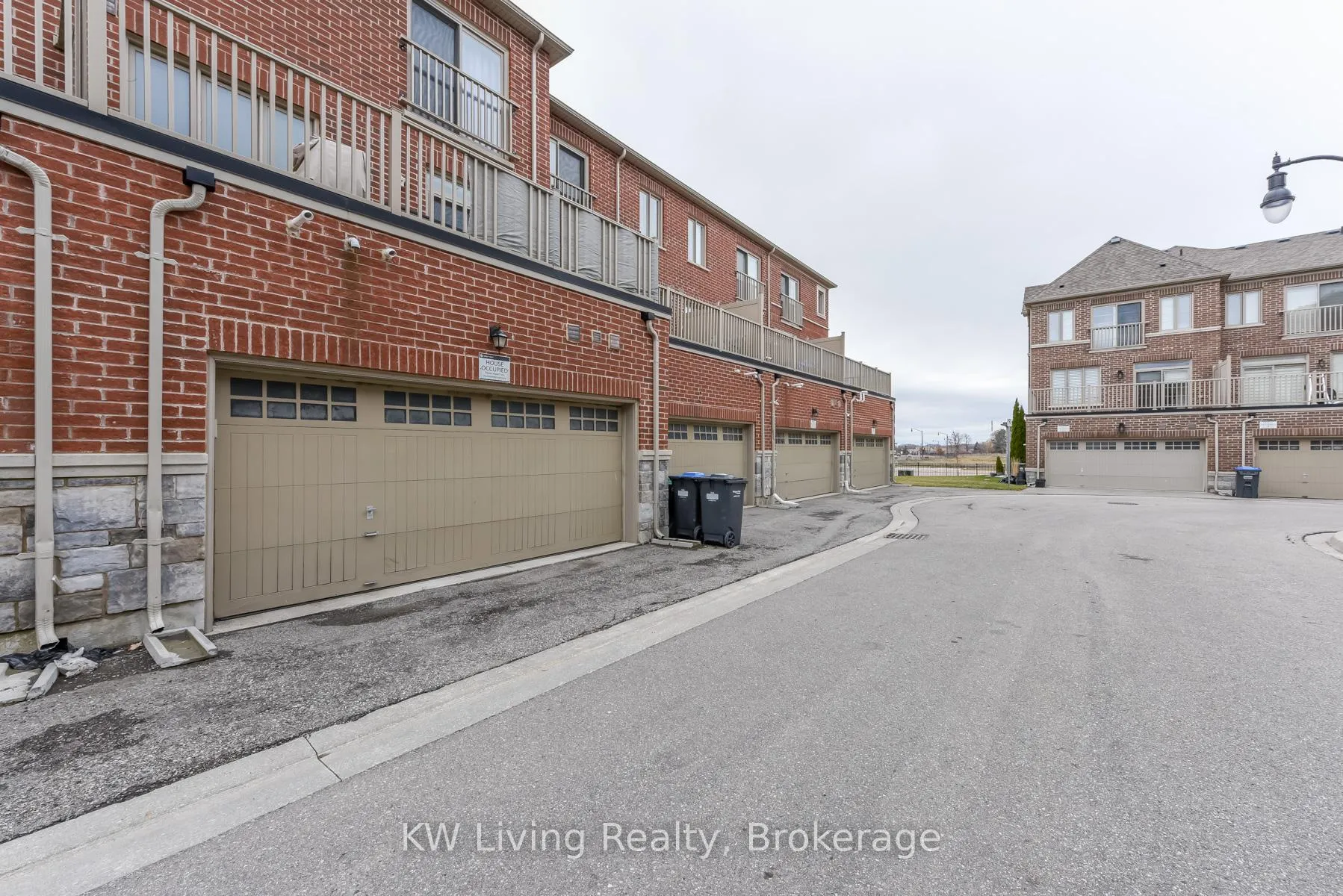 Photo 32 of 8593 Financial Drive, Brampton, Bram West — HOMEH