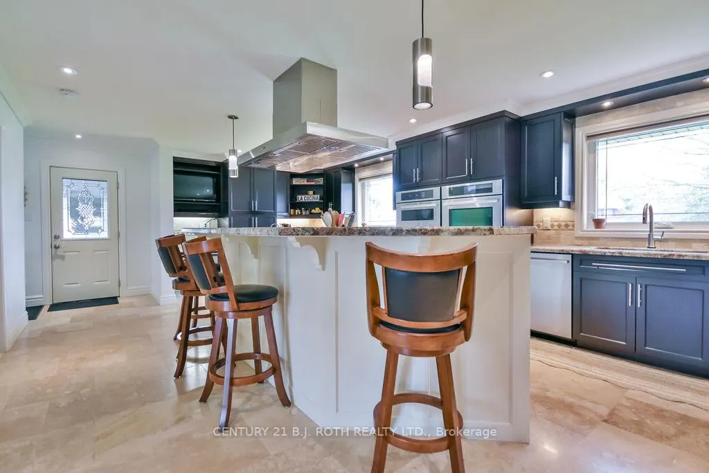 Photo 10 of 12 Noraline Avenue, Springwater, Midhurst — HOMEH