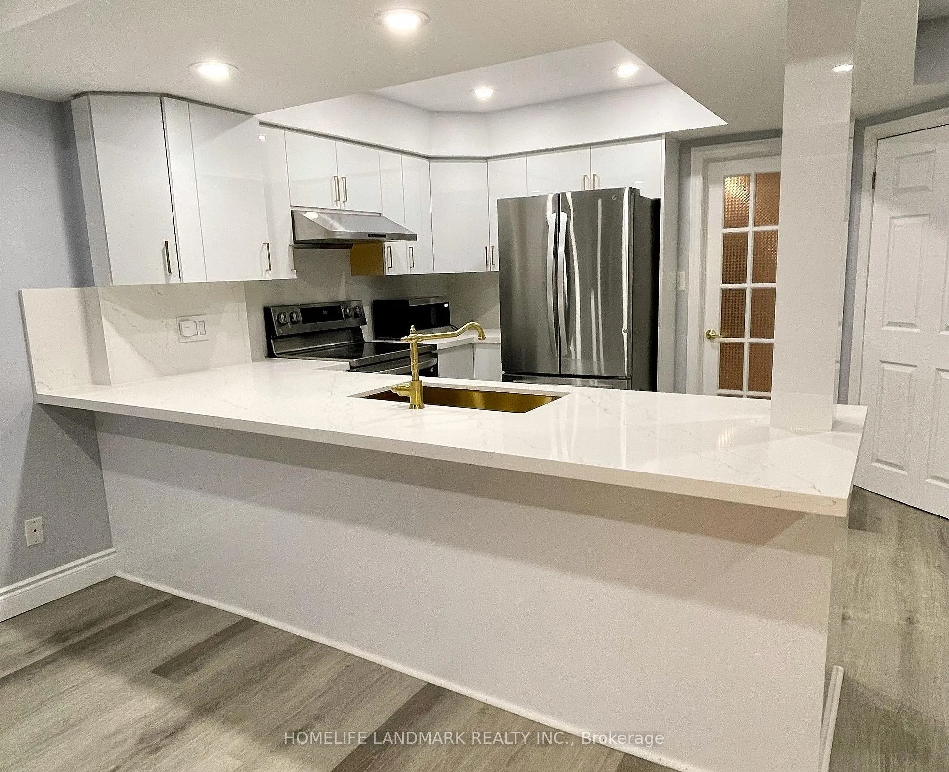 Photo 4 of Unit Basement, 36 Long Point Drive, Richmond Hill, Oak Ridges Lake Wilcox — HOMEH