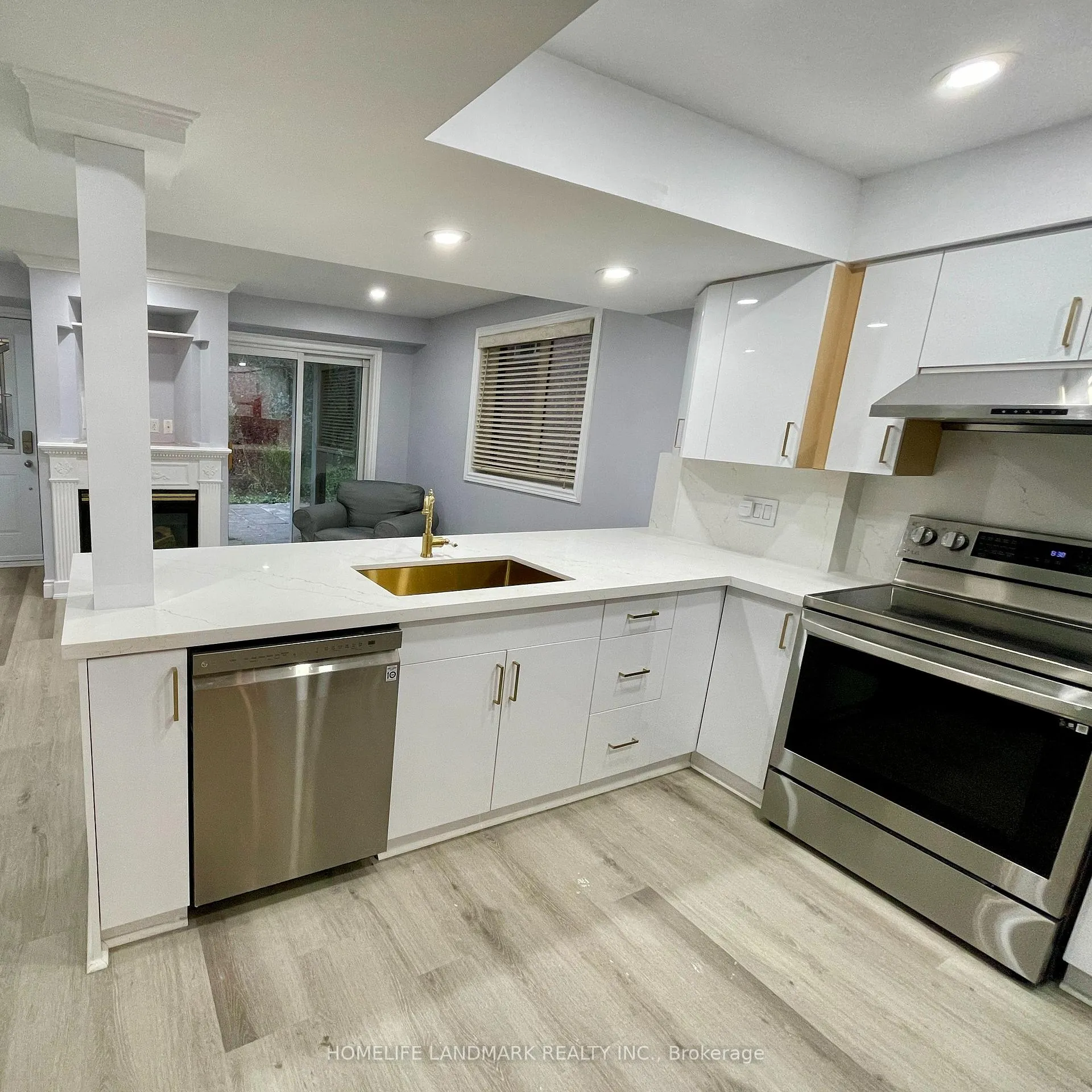 Photo 6 of Unit Basement, 36 Long Point Drive, Richmond Hill, Oak Ridges Lake Wilcox — HOMEH