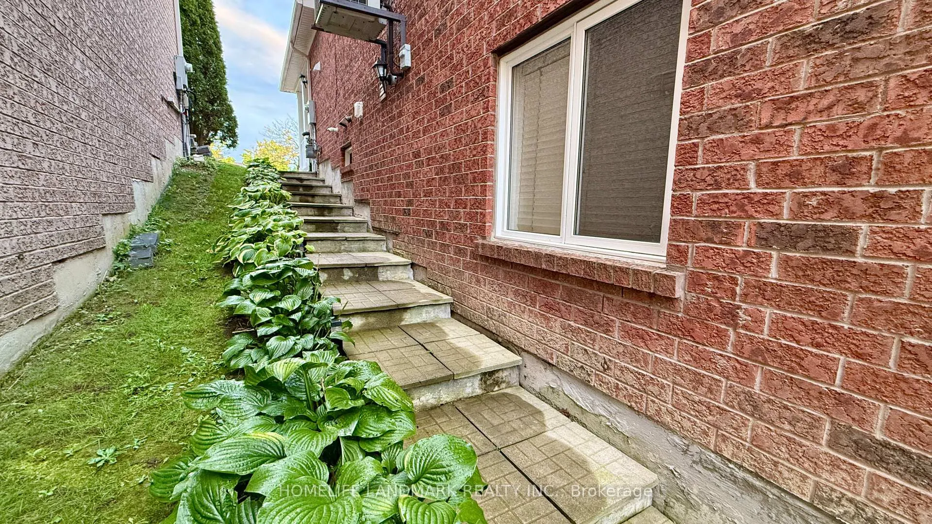 Photo 14 of Unit Basement, 36 Long Point Drive, Richmond Hill, Oak Ridges Lake Wilcox — HOMEH