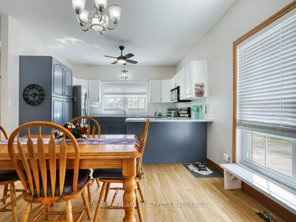 Photo 14 of 8110 Lamont Avenue, Niagara Falls, Chippawa — HOMEH