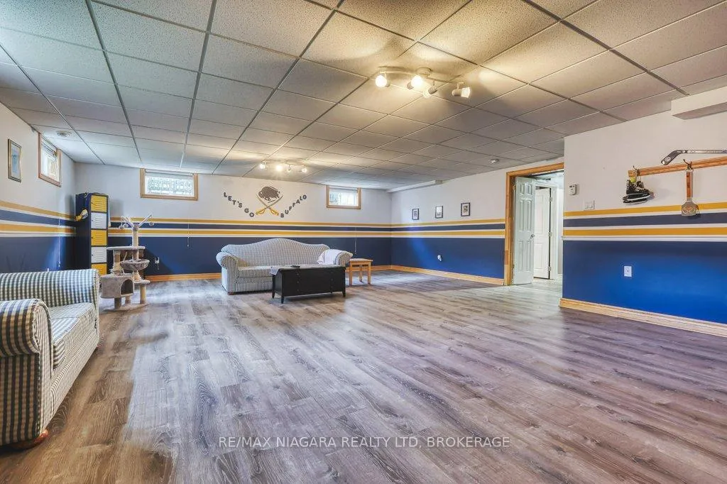 Photo 41 of 8110 Lamont Avenue, Niagara Falls, Chippawa — HOMEH