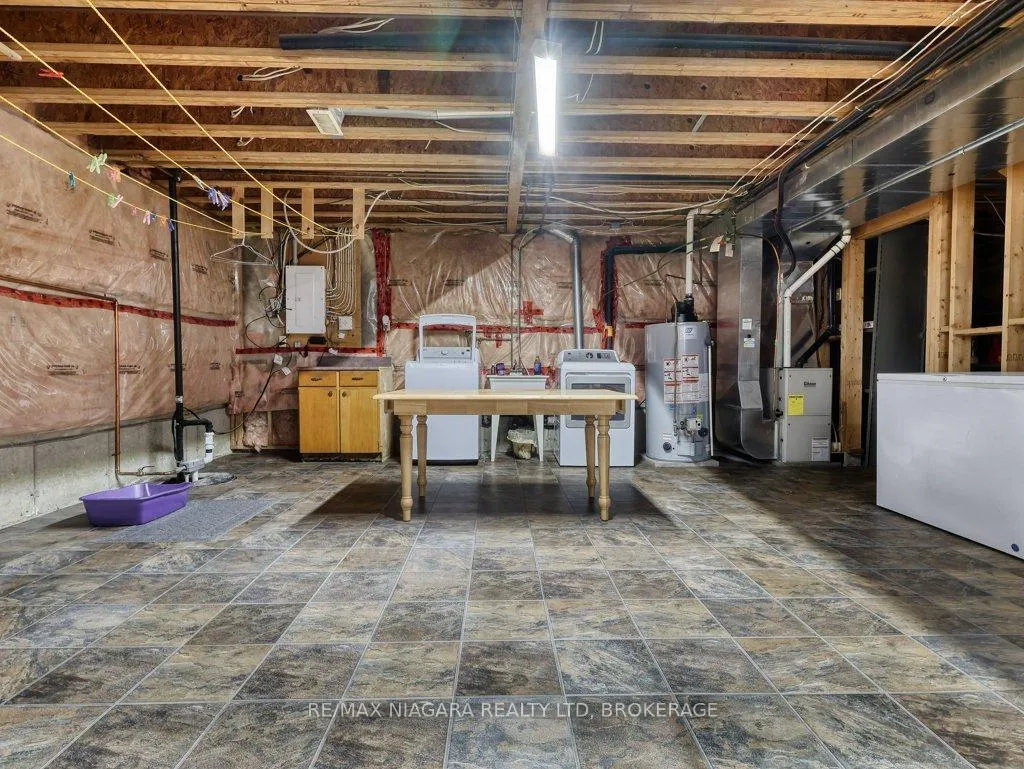 Photo 43 of 8110 Lamont Avenue, Niagara Falls, Chippawa — HOMEH